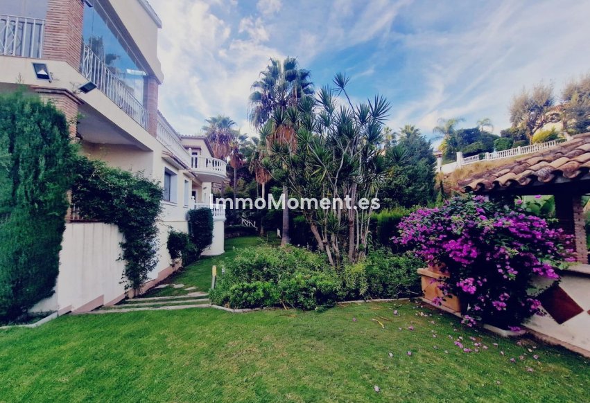 Resale - Detached villa - Estepona - New Golden Mile