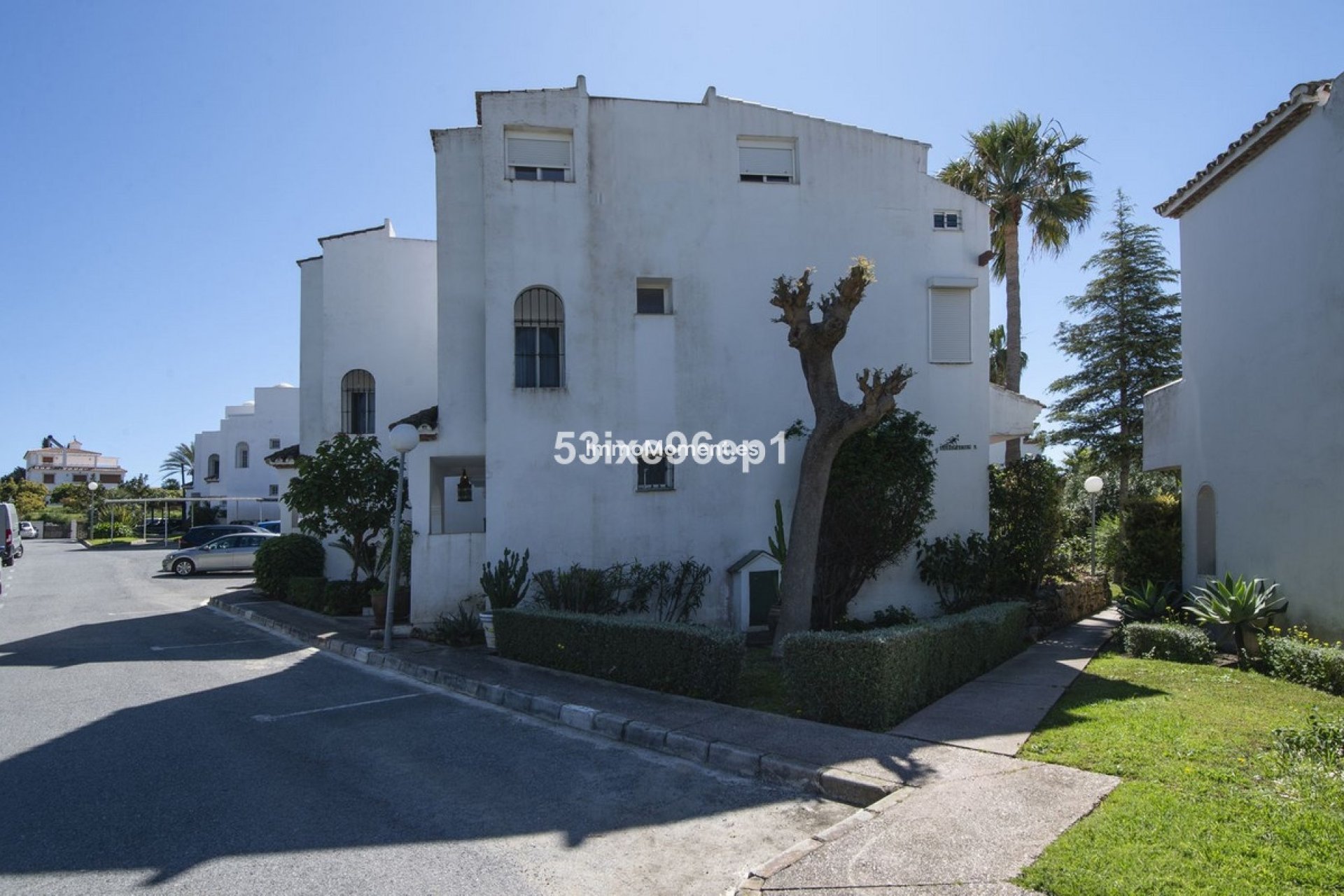 Resale - Detached villa - Estepona - New Golden Mile