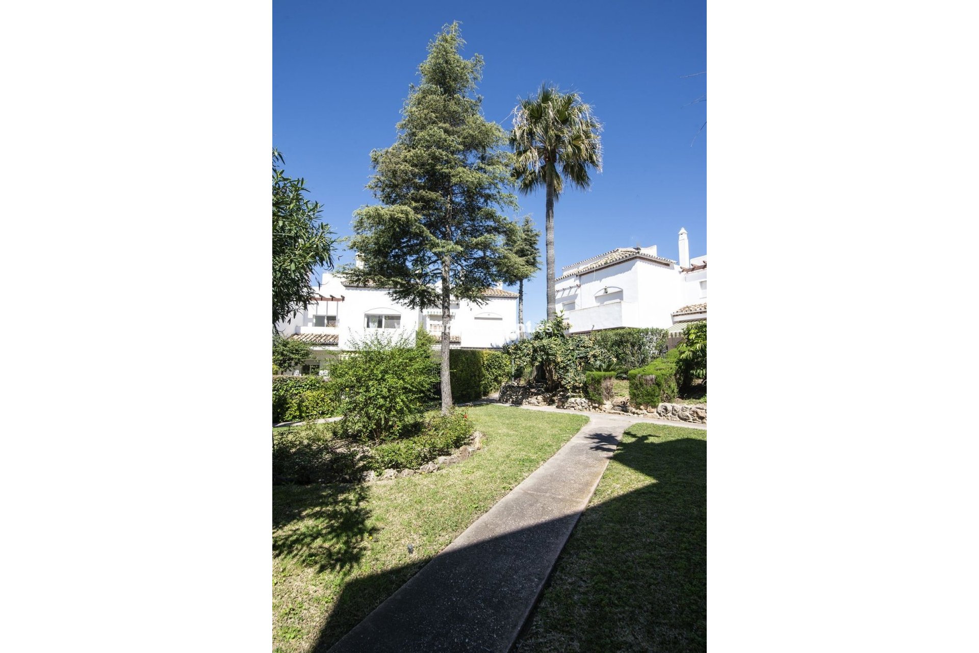 Resale - Detached villa - Estepona - New Golden Mile