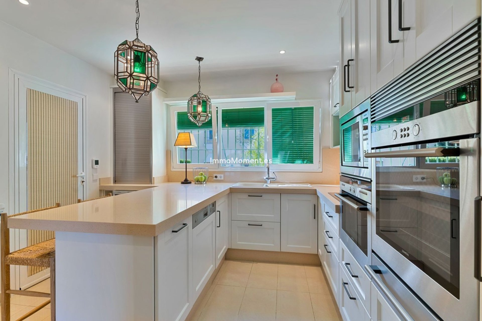 Resale - Detached villa - Estepona - New Golden Mile