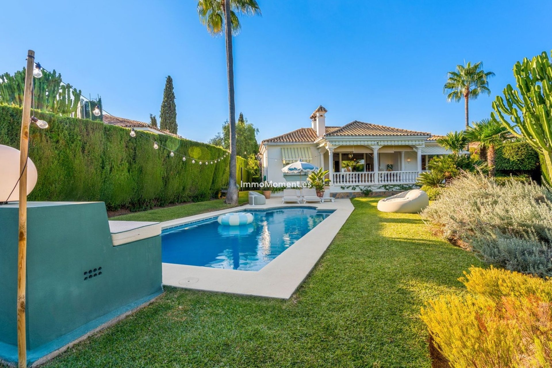 Resale - Detached villa - Estepona - New Golden Mile