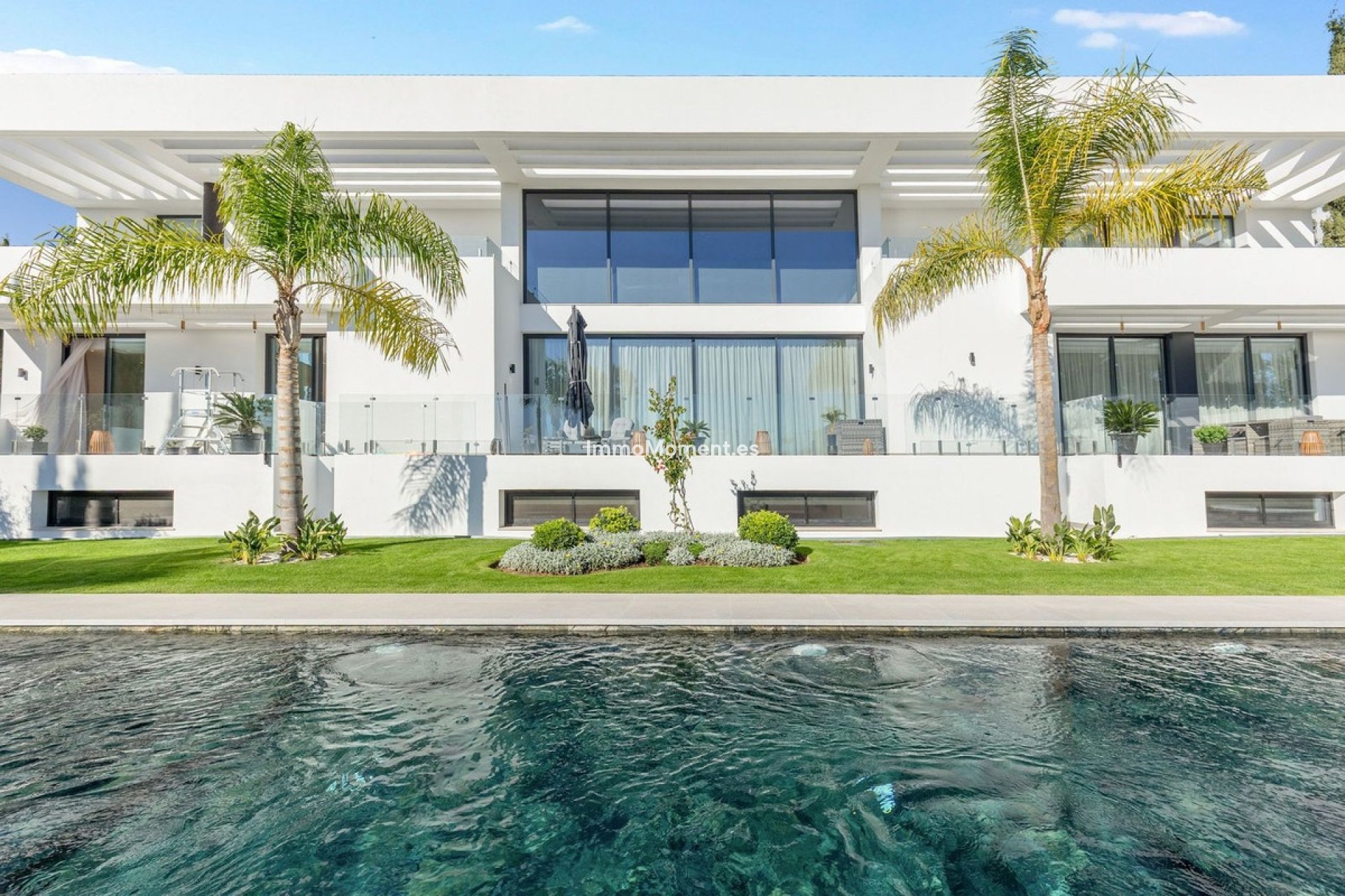 Resale - Detached villa - Estepona - New Golden Mile