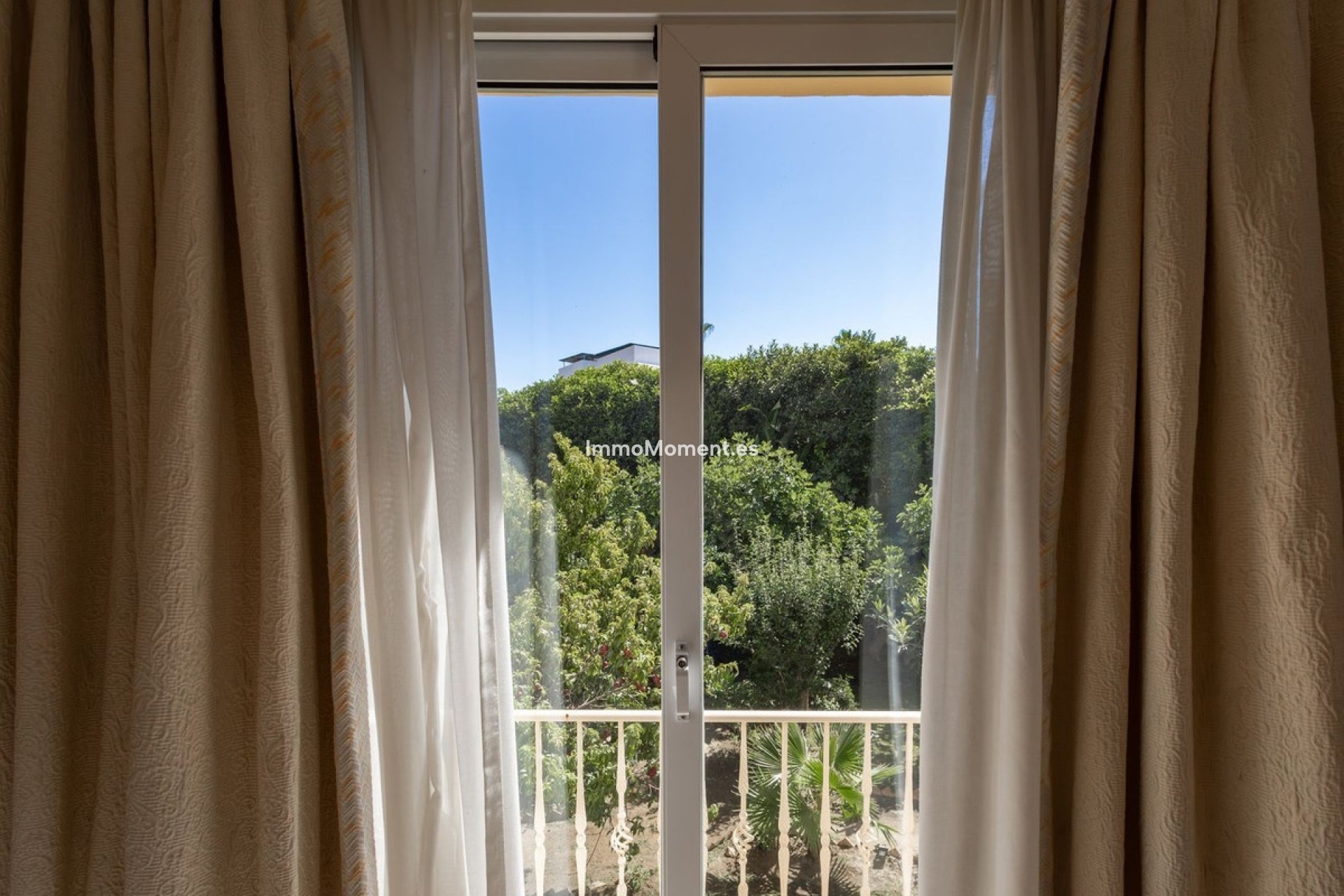 Resale - Detached villa - Estepona - New Golden Mile