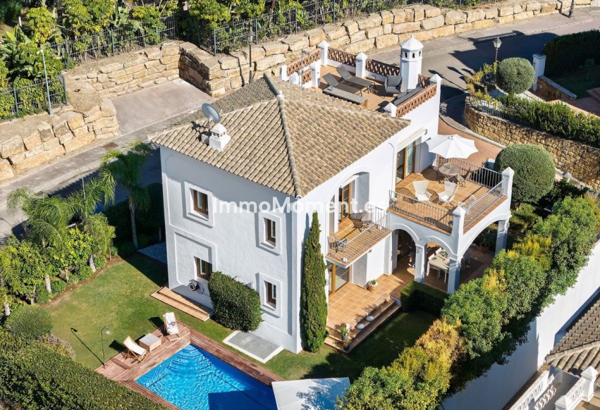 Resale - Detached villa - Estepona - Selwo
