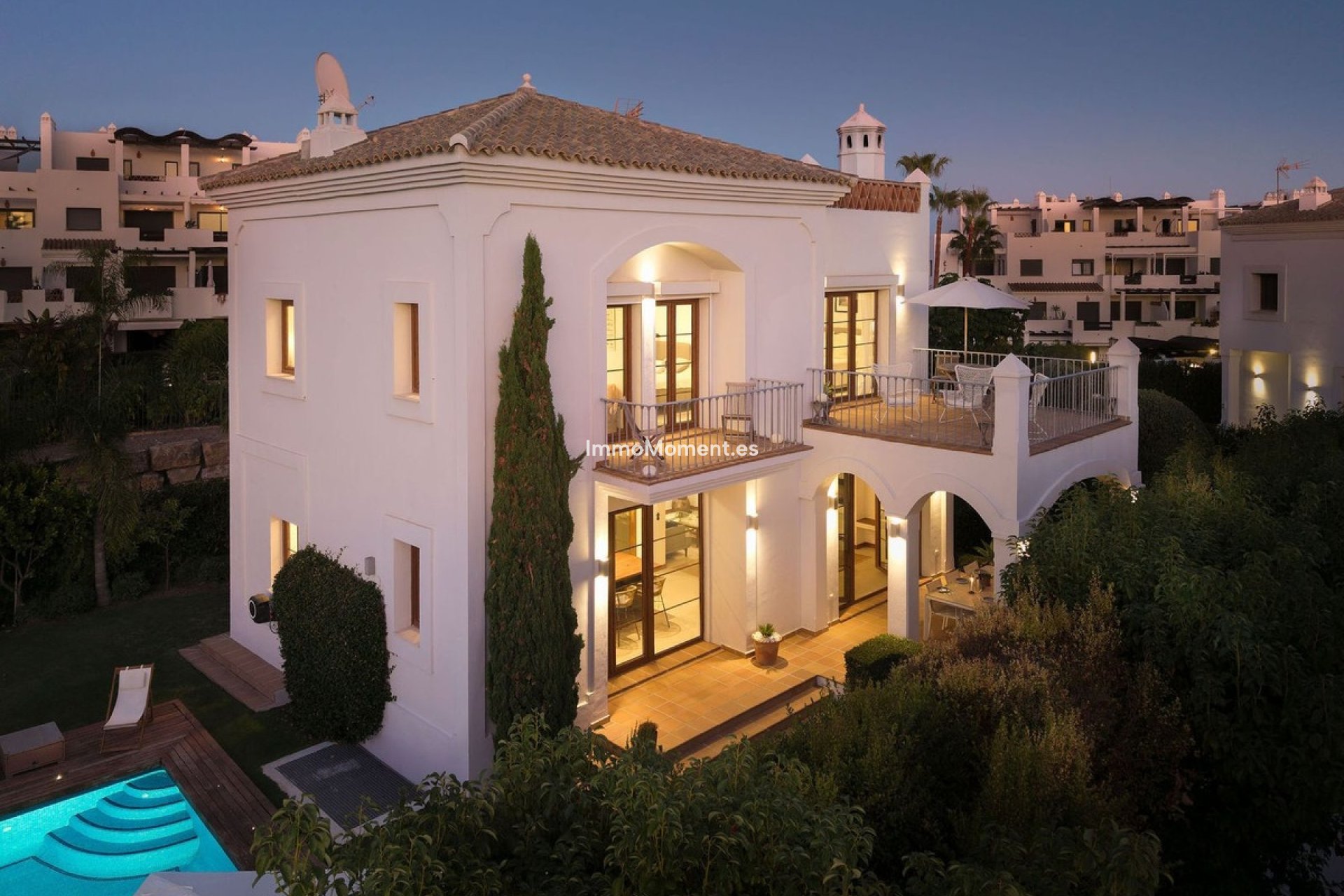 Resale - Detached villa - Estepona - Selwo