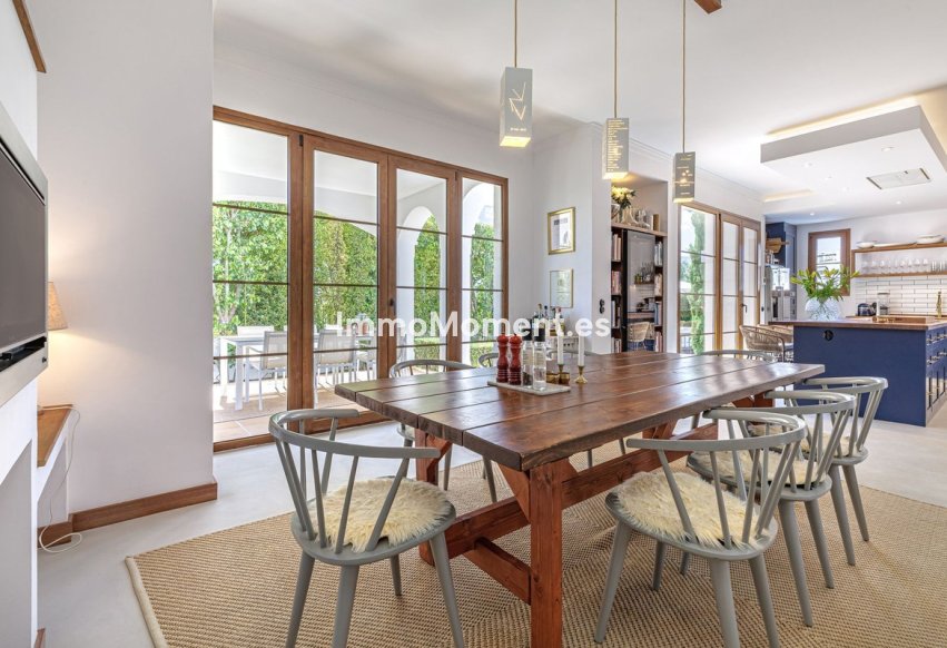 Resale - Detached villa - Estepona - Selwo