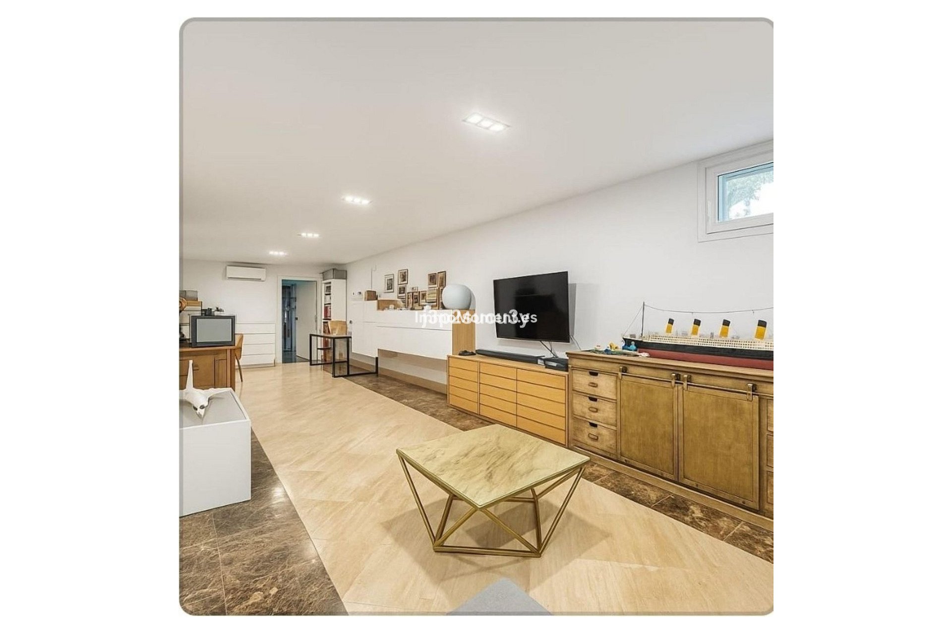 Resale - Detached villa - Estepona - Selwo