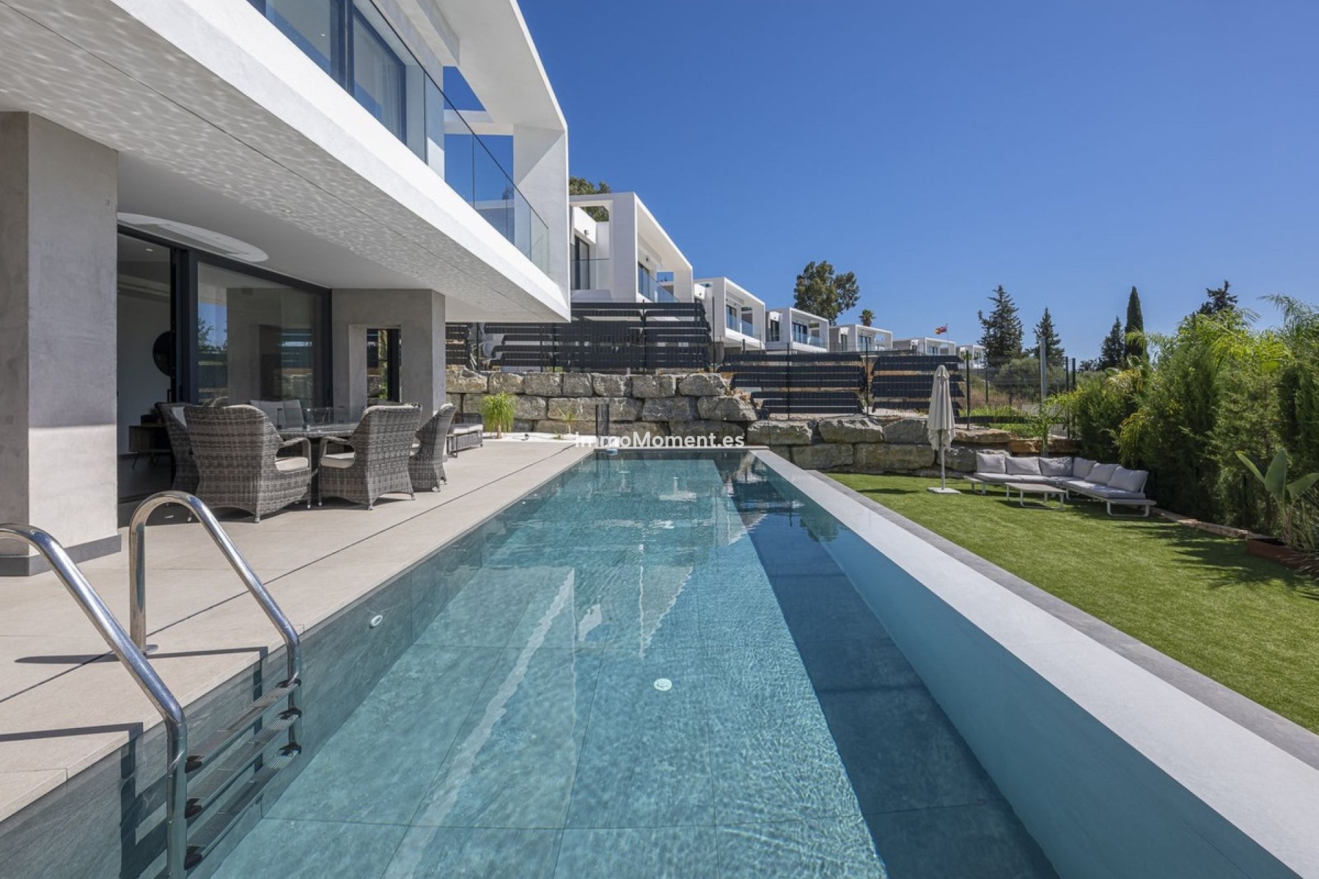 Resale - Detached villa - Estepona - Valle Romano
