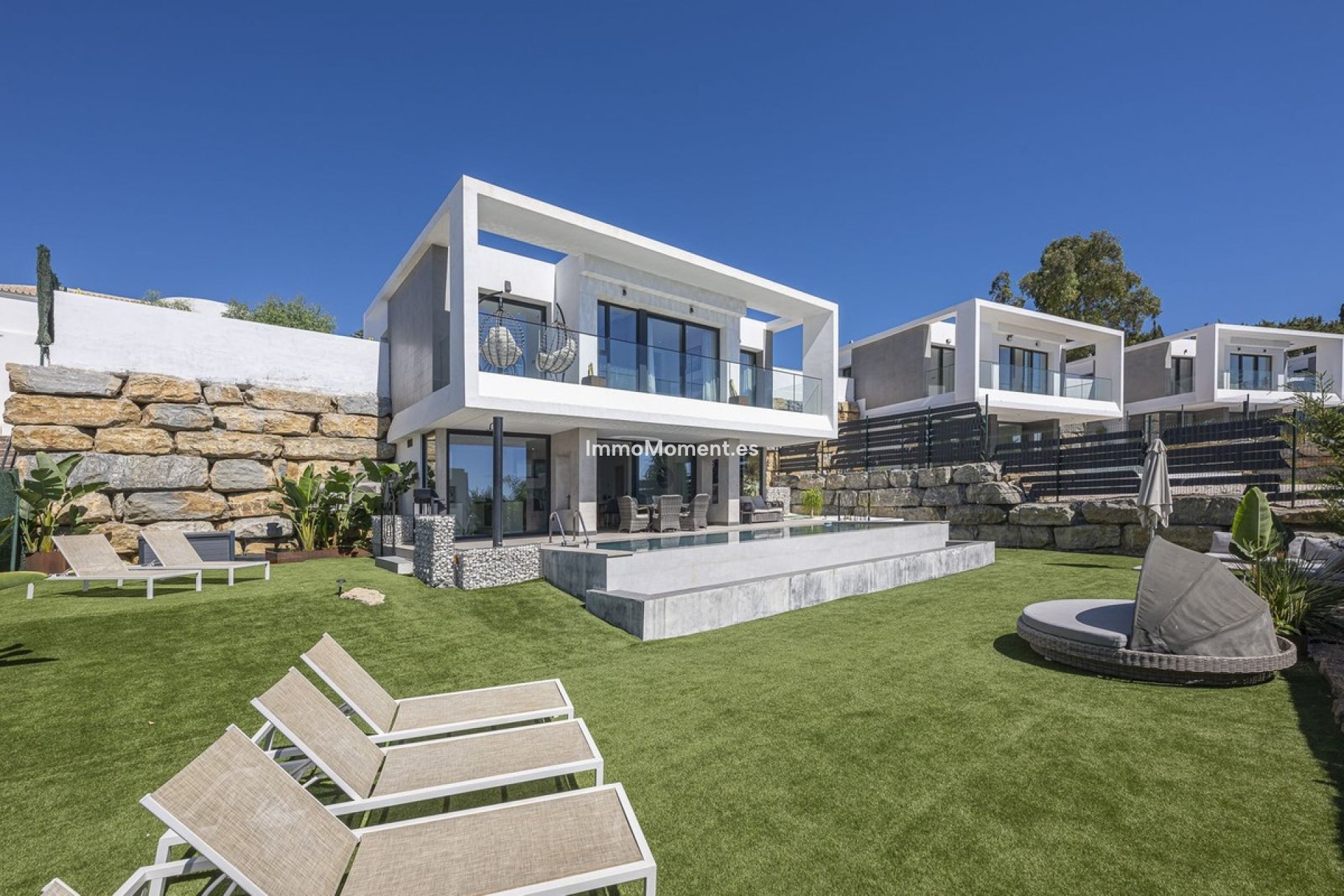 Resale - Detached villa - Estepona - Valle Romano