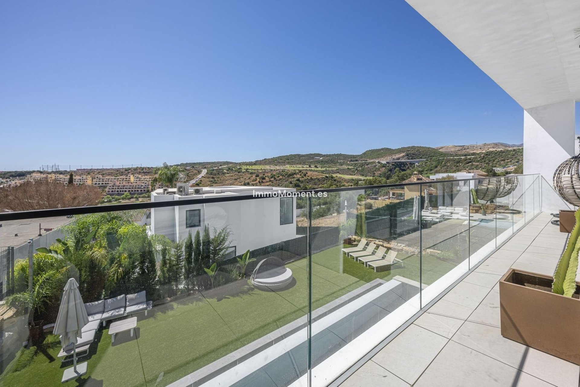 Resale - Detached villa - Estepona - Valle Romano