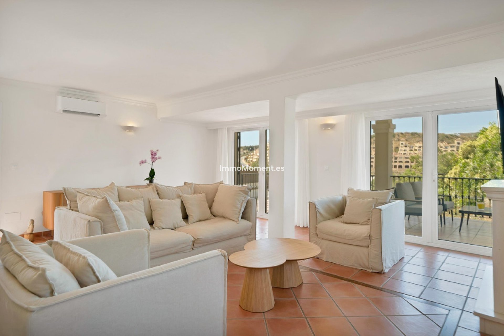 Resale - Detached villa - Estepona - Valle Romano