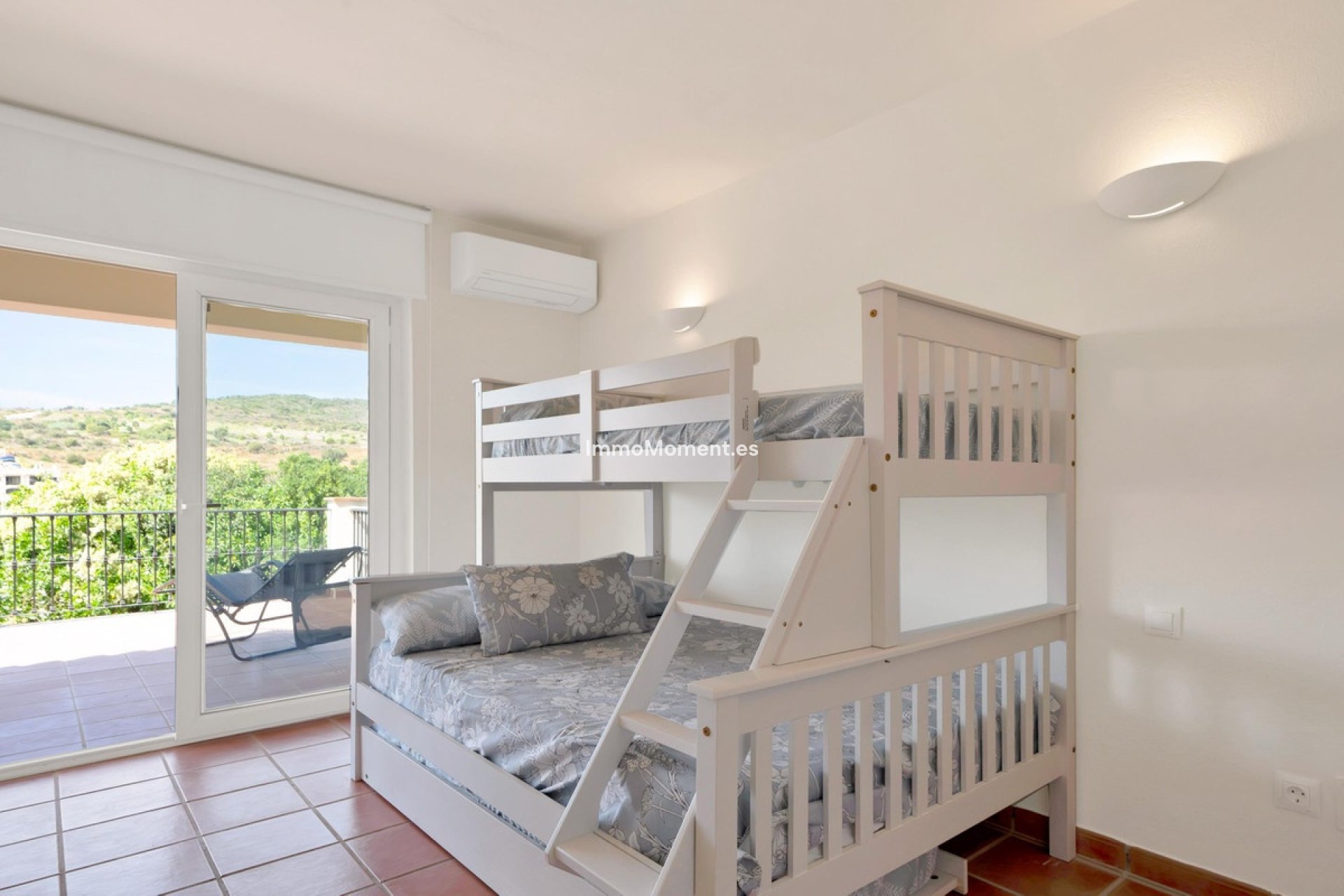 Resale - Detached villa - Estepona - Valle Romano