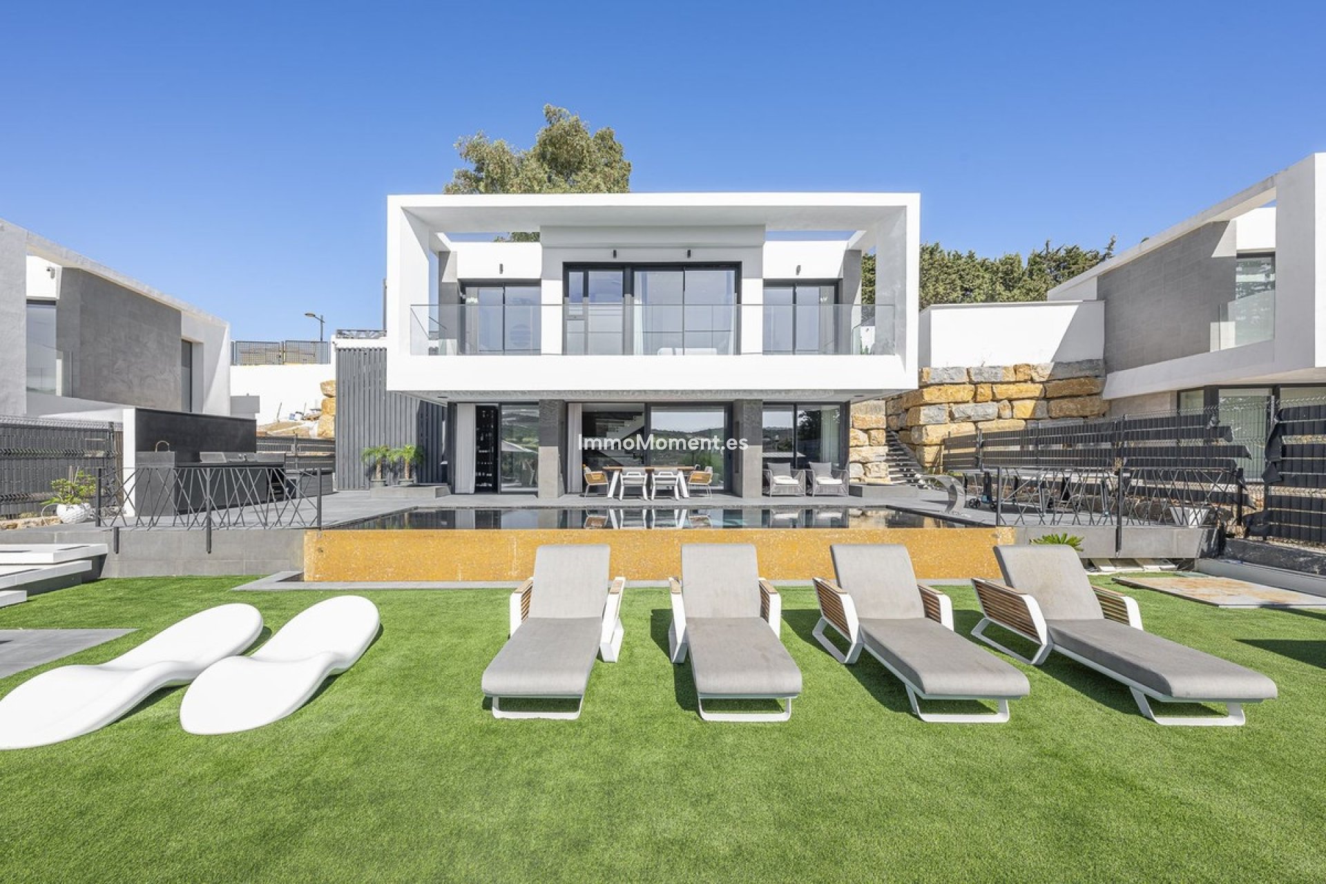 Resale - Detached villa - Estepona - Valle Romano