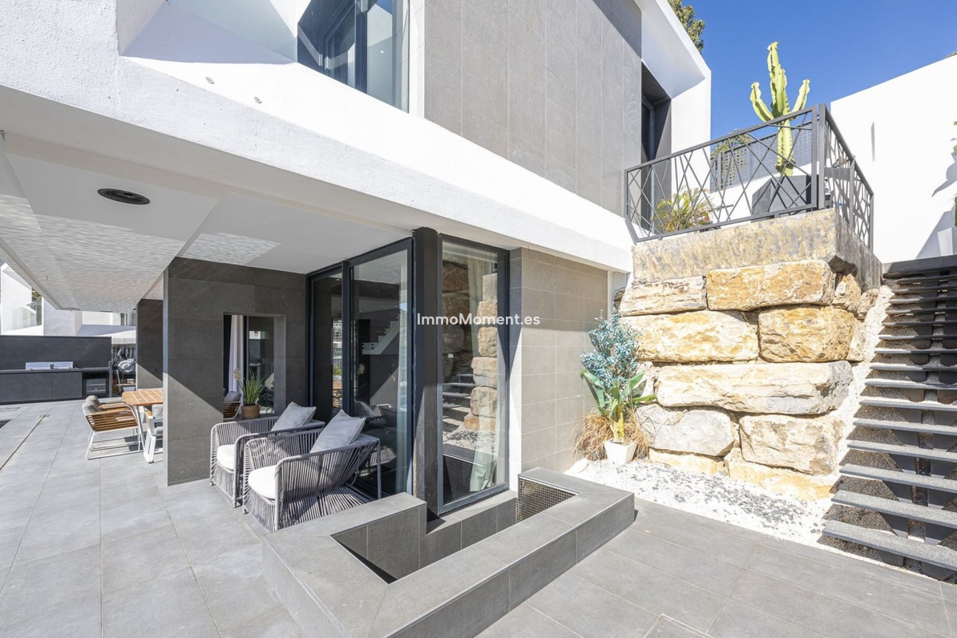 Resale - Detached villa - Estepona - Valle Romano