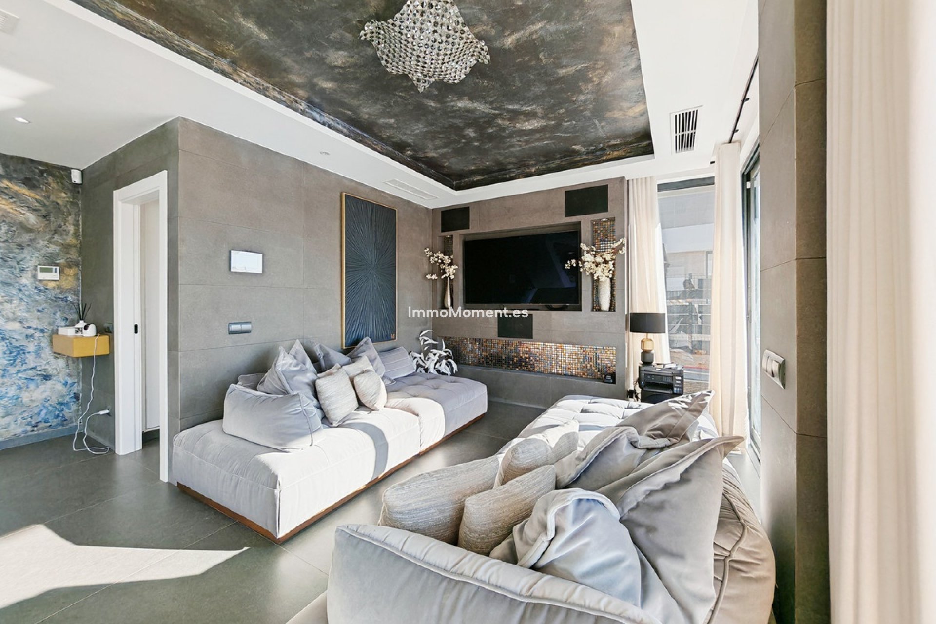 Resale - Detached villa - Estepona - Valle Romano