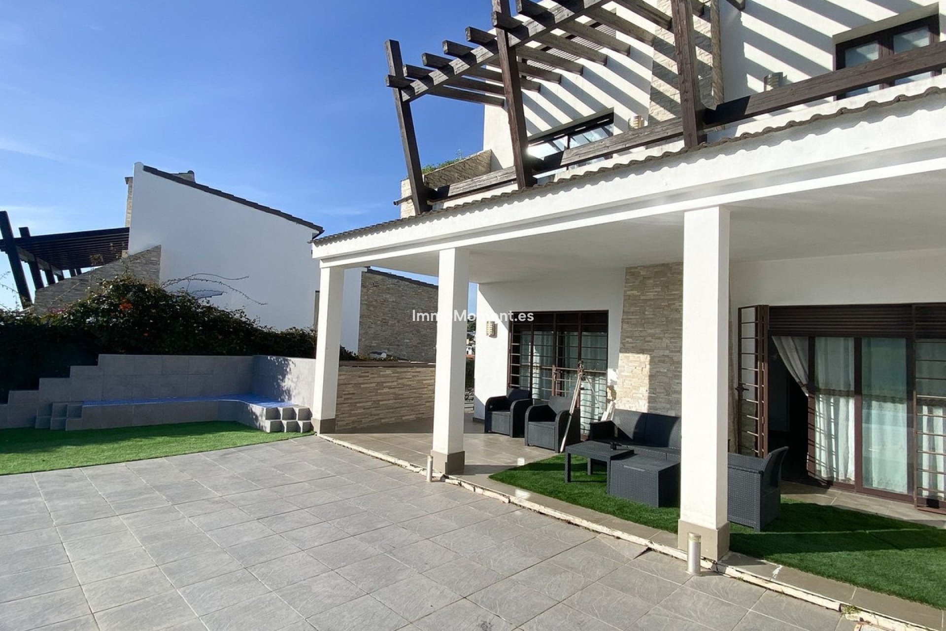 Resale - Detached villa - Estepona - Valle Romano