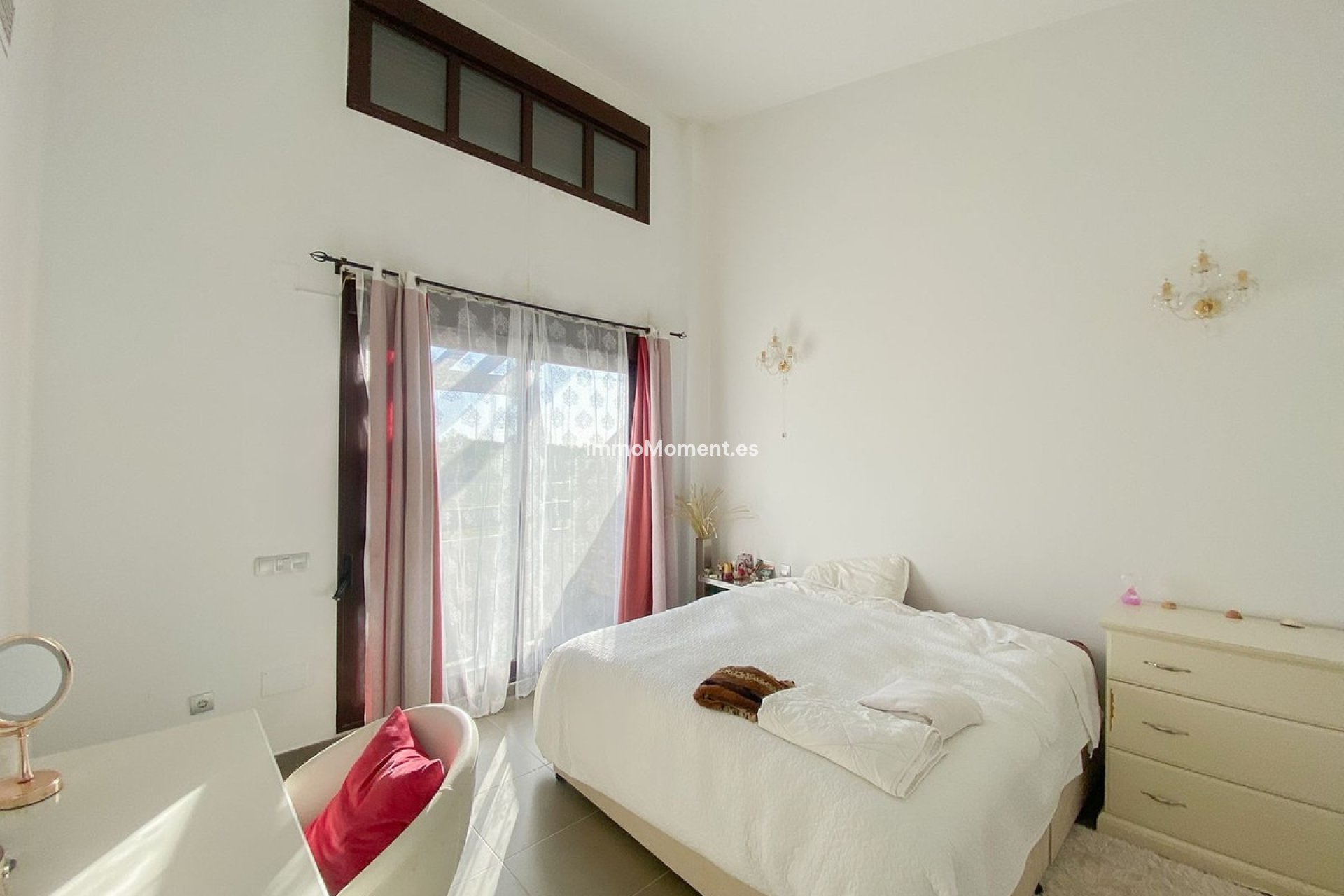 Resale - Detached villa - Estepona - Valle Romano