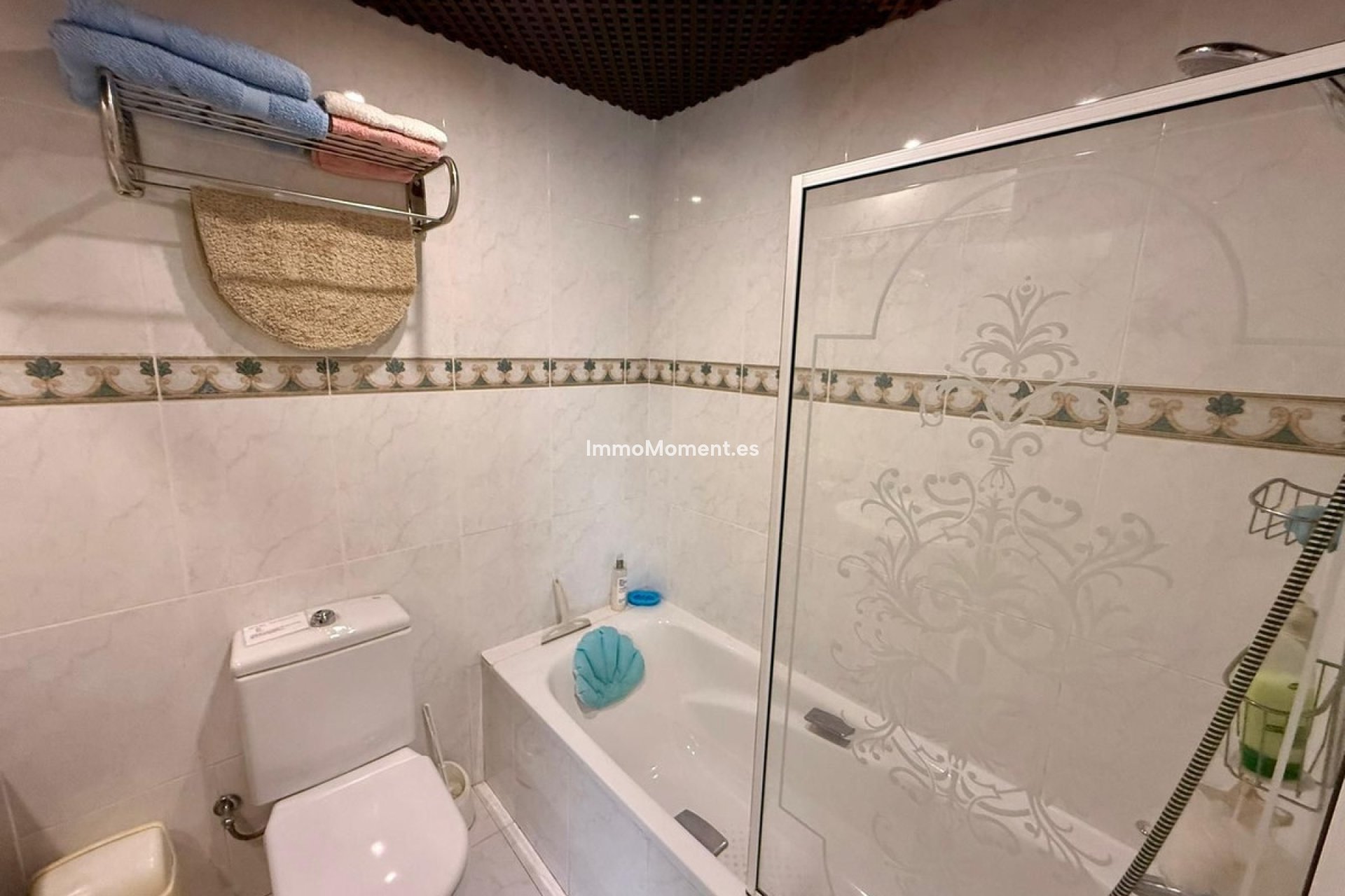 Resale - Detached villa - Estepona - Valle Romano