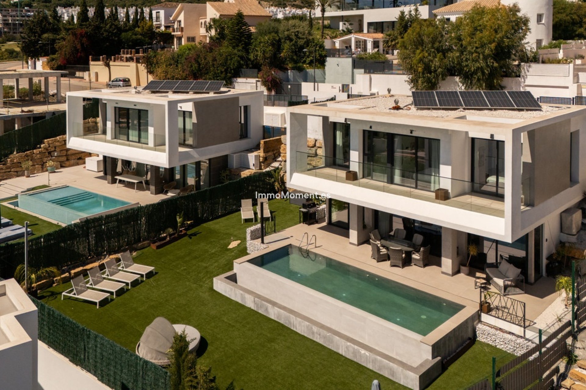 Resale - Detached villa - Estepona - Valle Romano