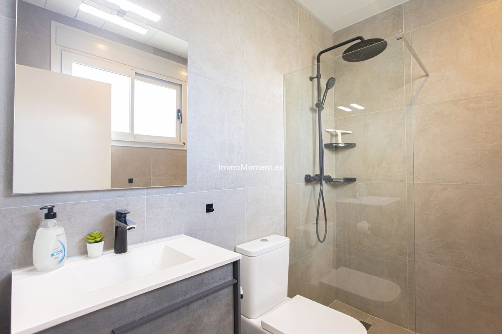 Resale - Detached villa - Fuengirola - Higueron