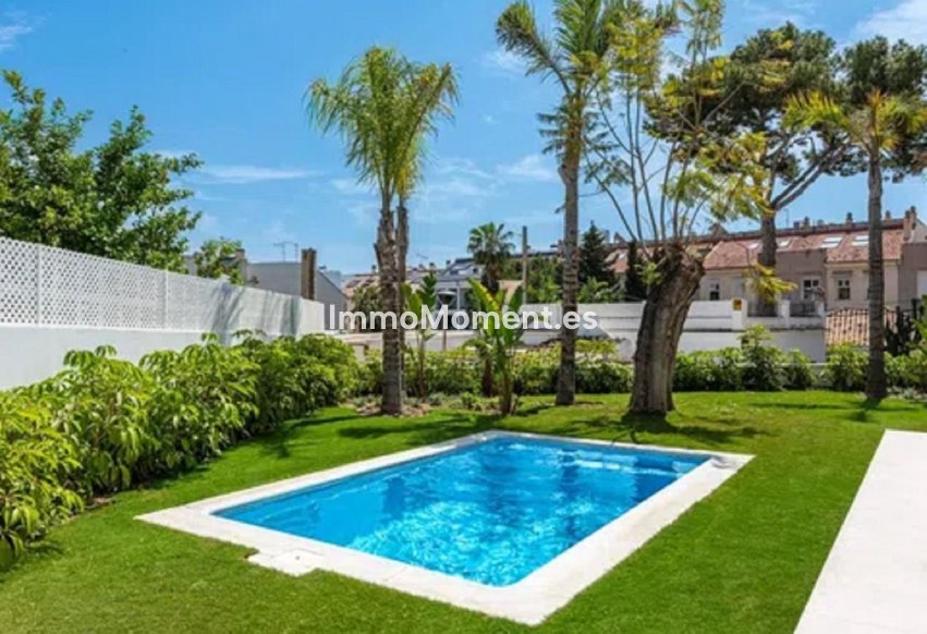Resale - Detached villa - Fuengirola - Los Boliches