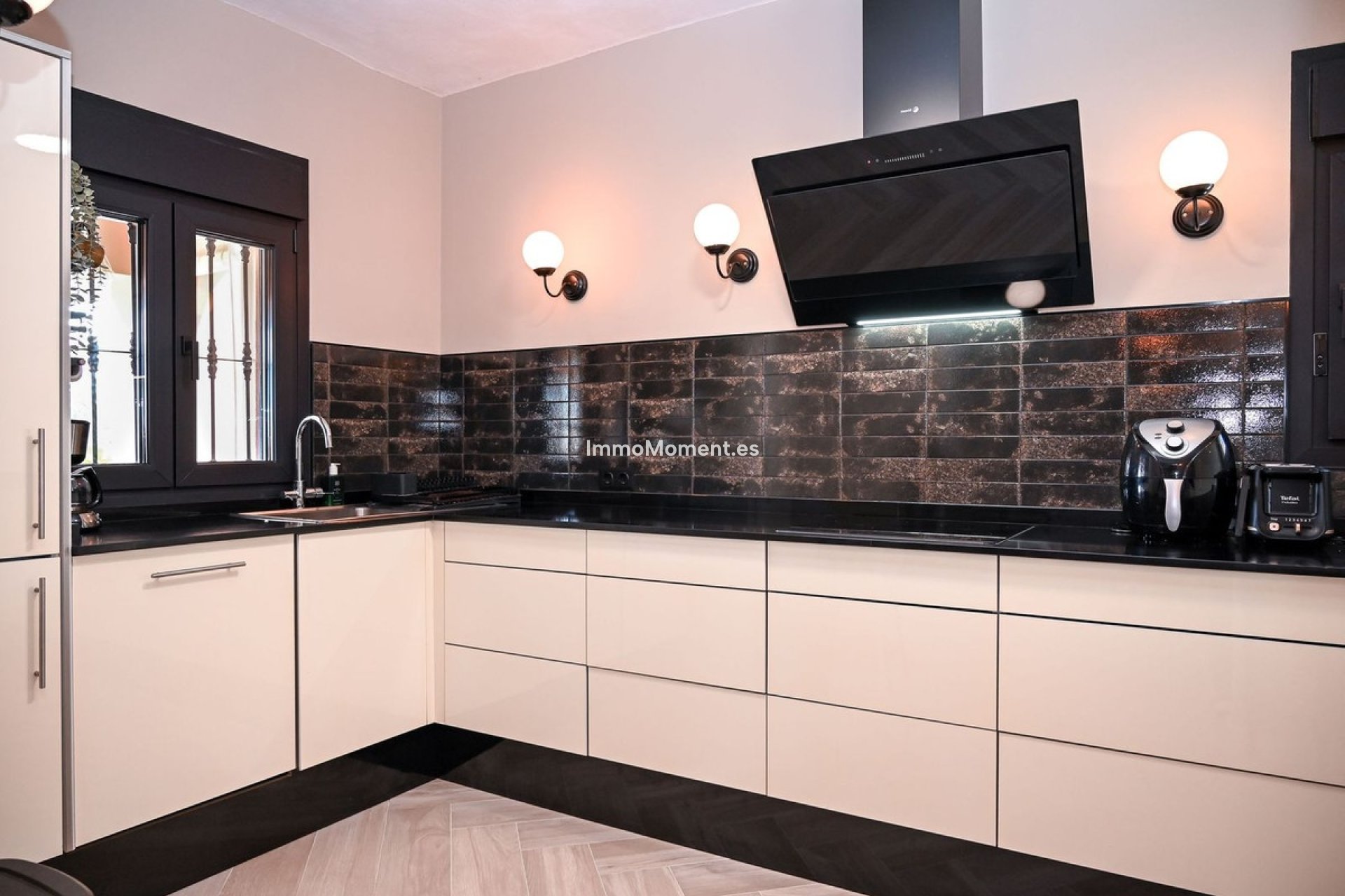 Resale - Detached villa - Inland  - Alhaurín de la Torre