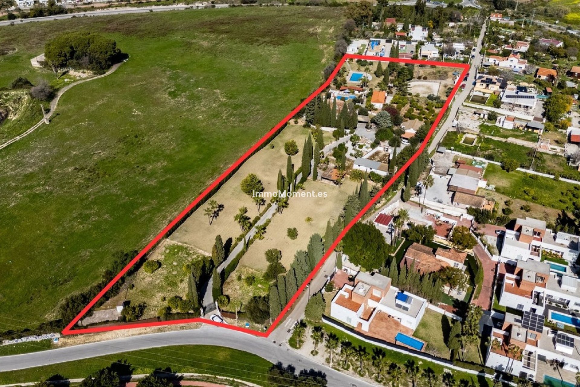 Resale - Detached villa - Inland  - Alhaurín de la Torre