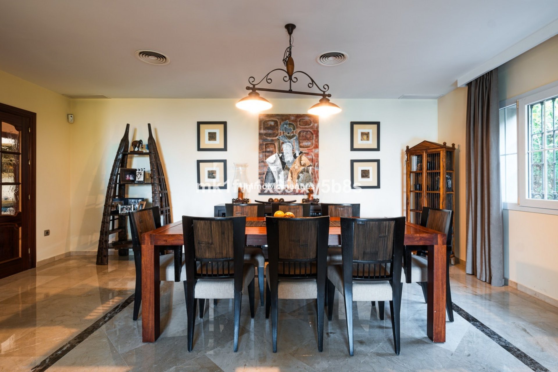 Resale - Detached villa - Inland  - Alhaurín de la Torre