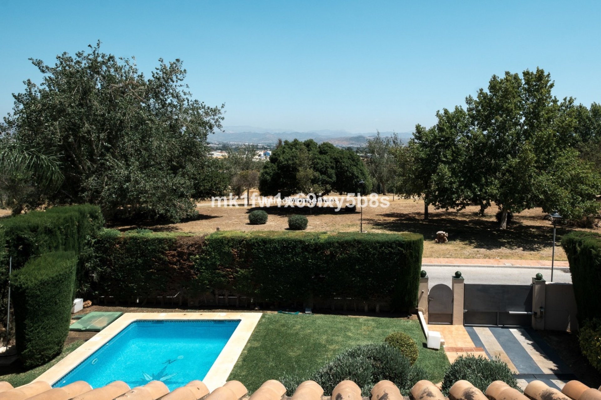 Resale - Detached villa - Inland  - Alhaurín de la Torre