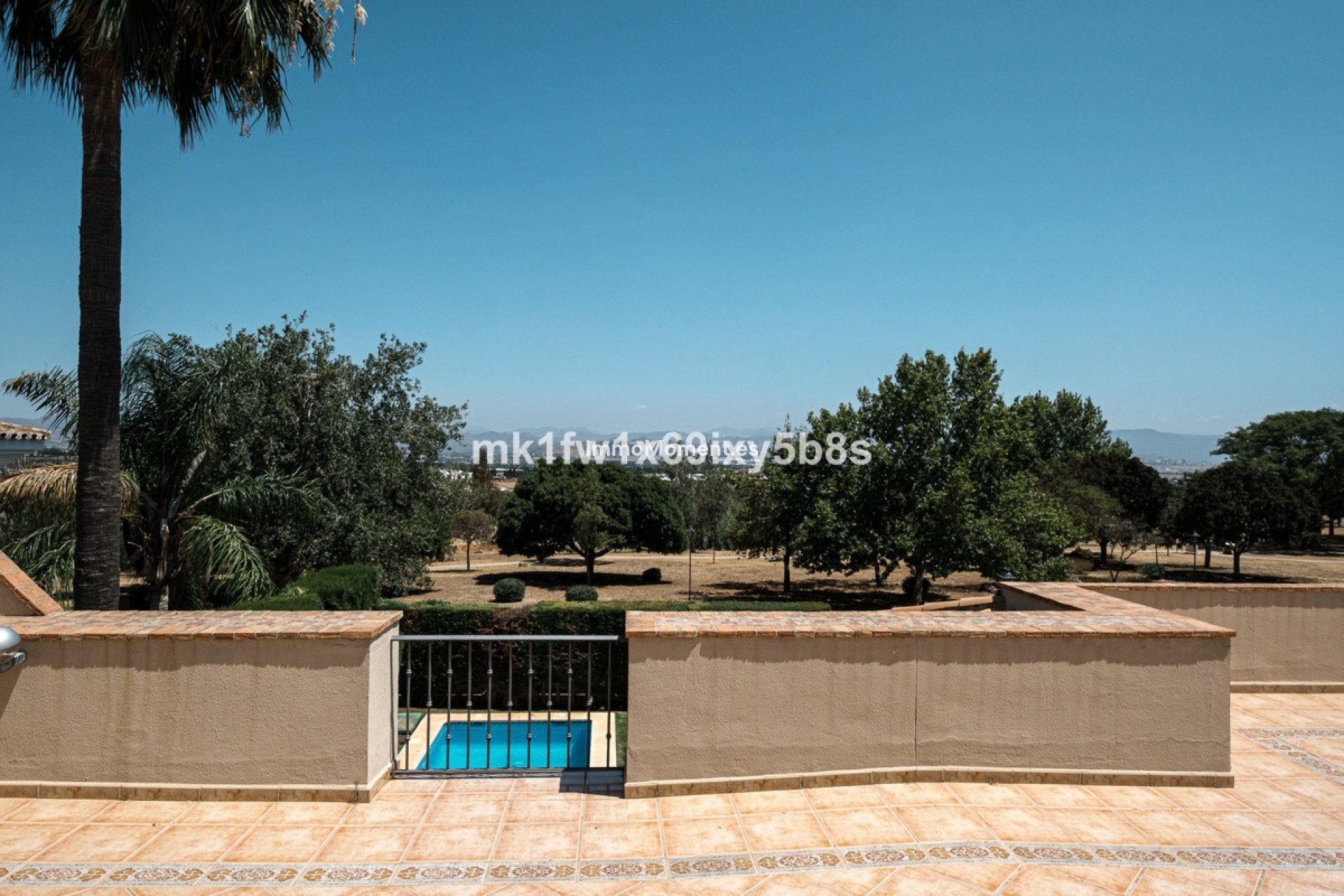 Resale - Detached villa - Inland  - Alhaurín de la Torre