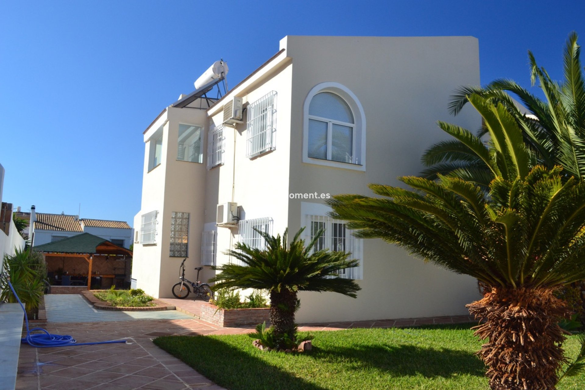 Resale - Detached villa - Inland  - Alhaurín de la Torre