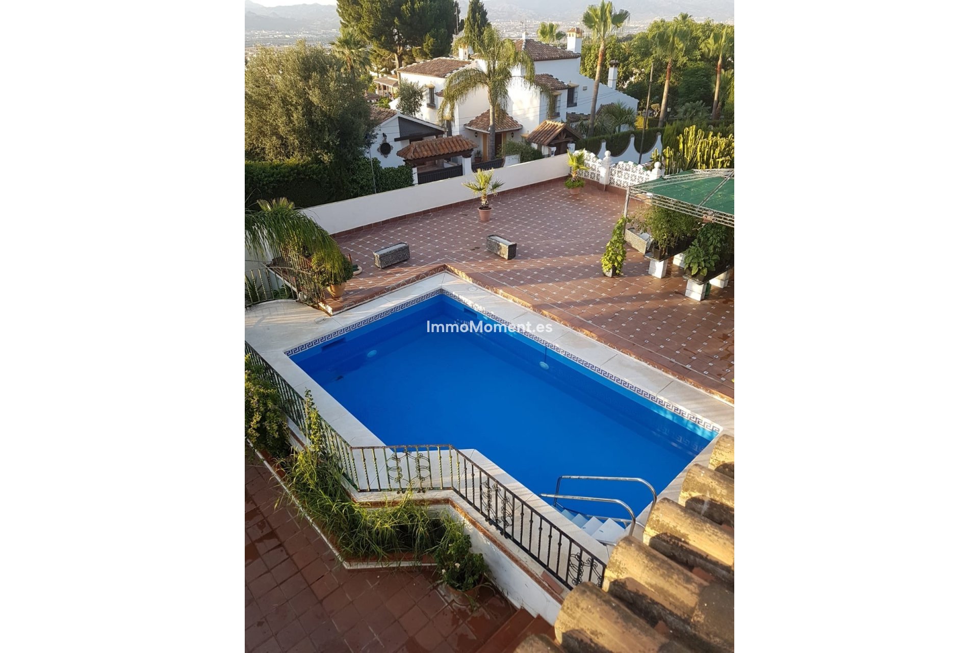 Resale - Detached villa - Inland  - Alhaurín de la Torre