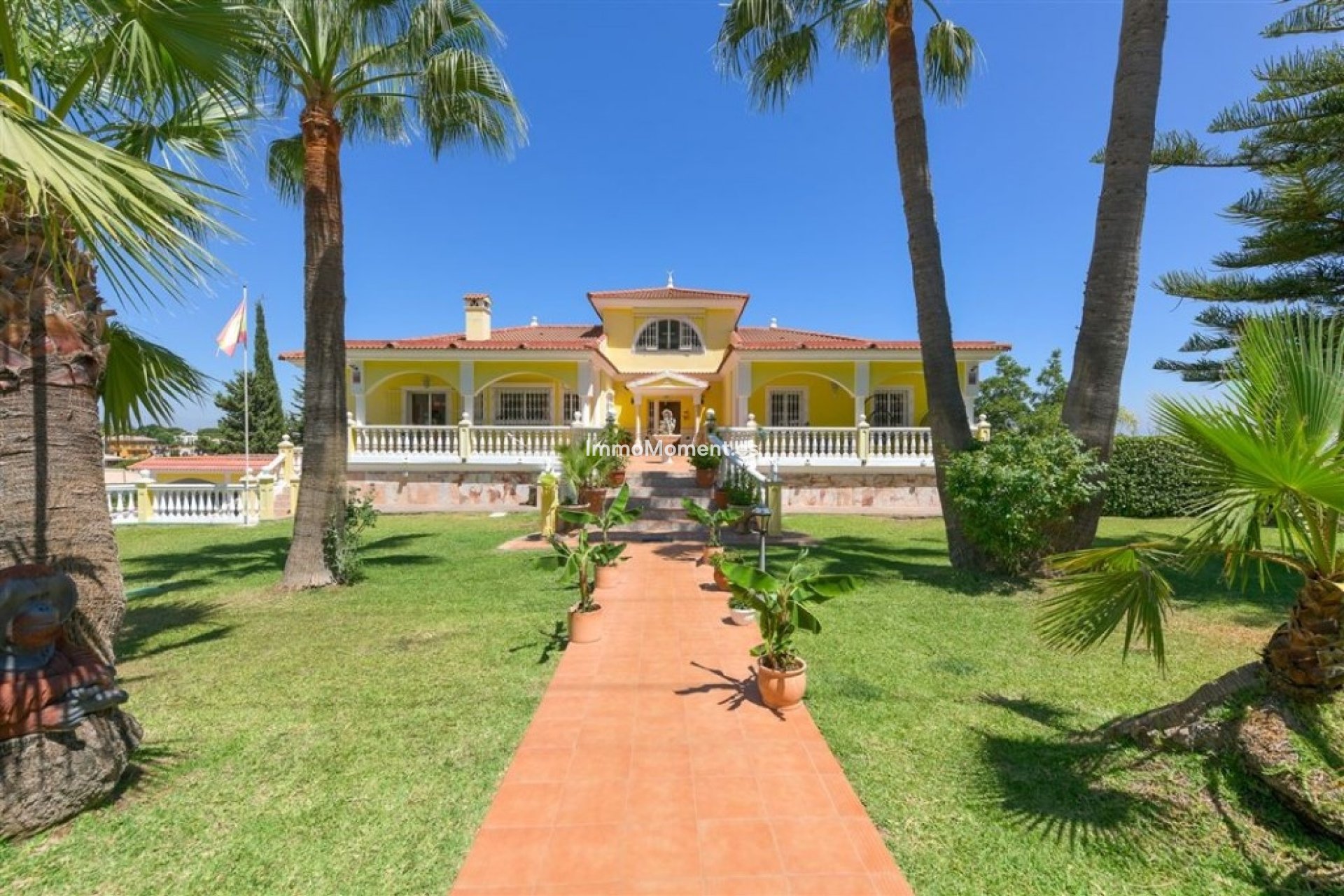 Resale - Detached villa - Inland  - Alhaurín de la Torre