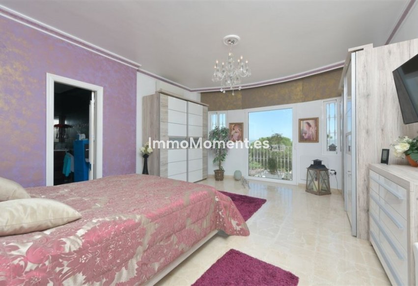 Resale - Detached villa - Inland  - Alhaurín de la Torre