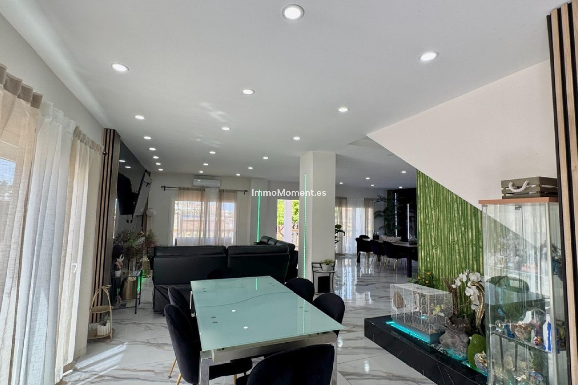Resale - Detached villa - Inland  - Alhaurín de la Torre