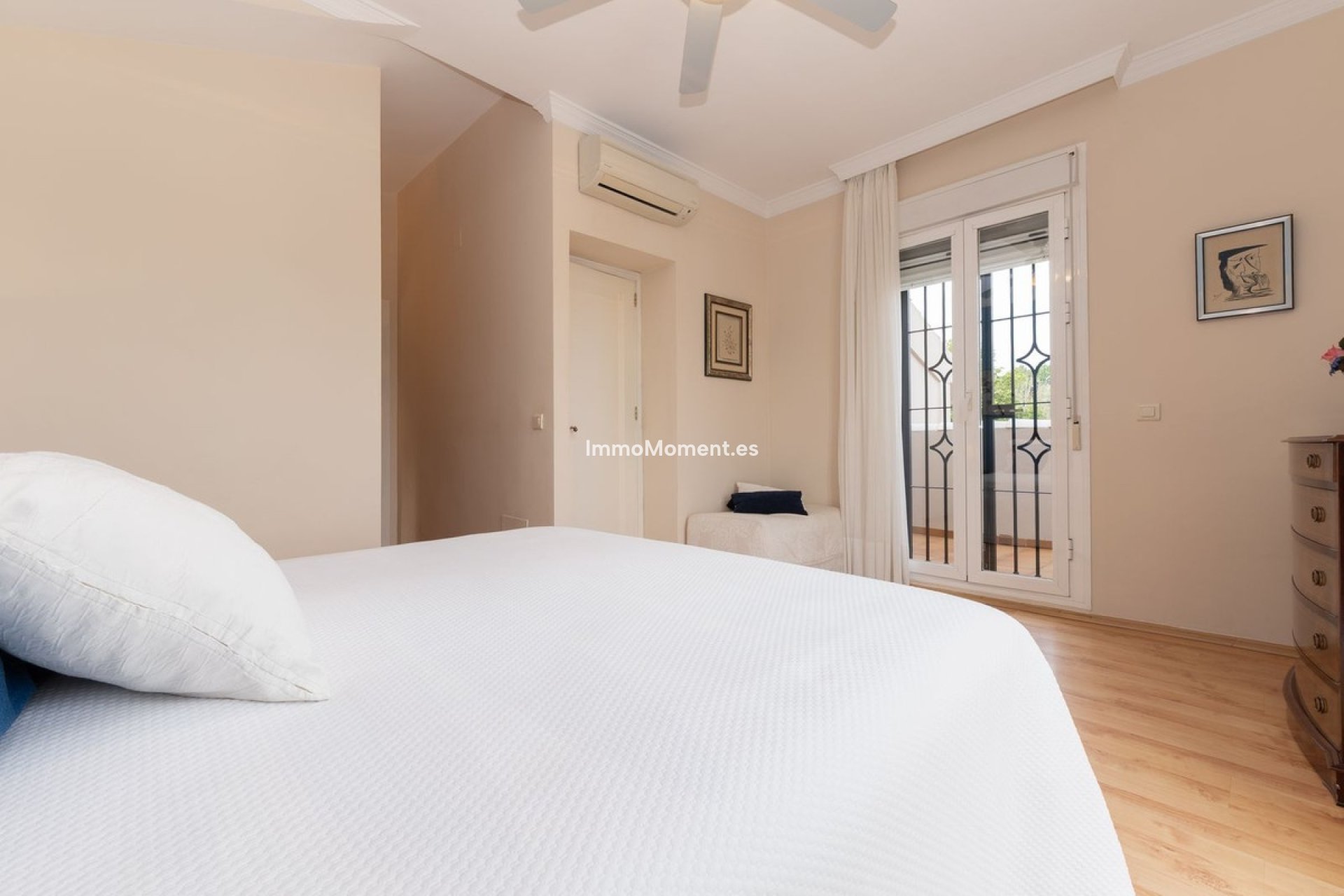 Resale - Detached villa - Inland  - Alhaurín de la Torre