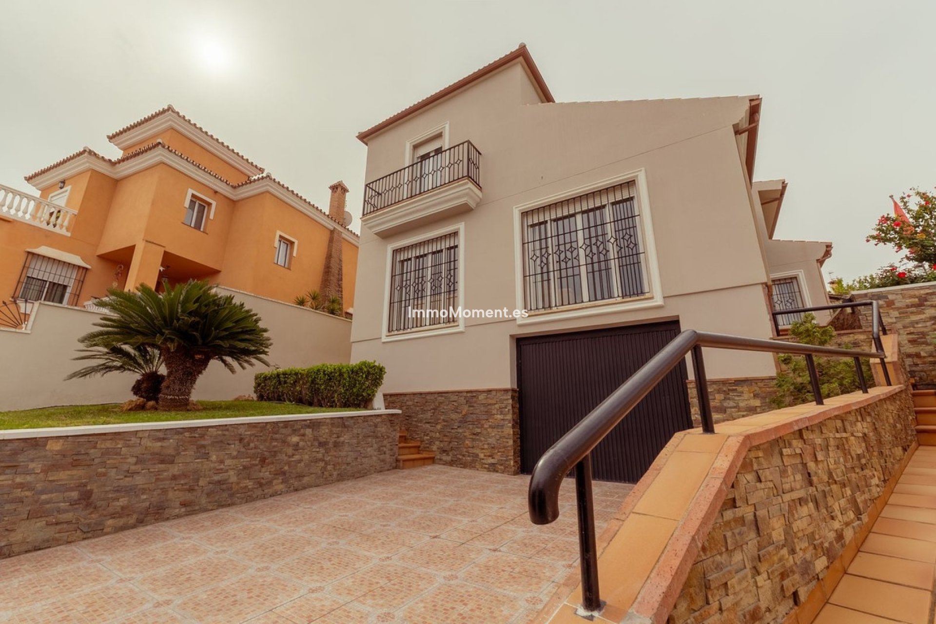 Resale - Detached villa - Inland  - Alhaurín de la Torre