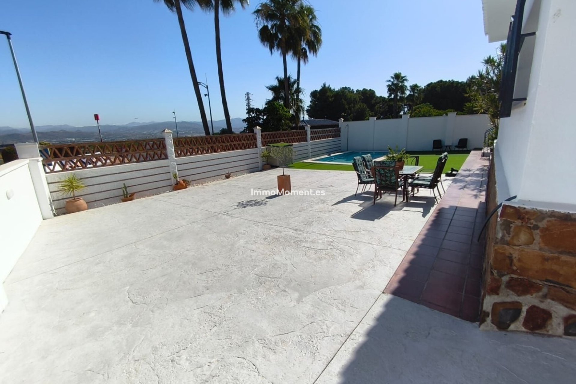 Resale - Detached villa - Inland  - Alhaurín de la Torre