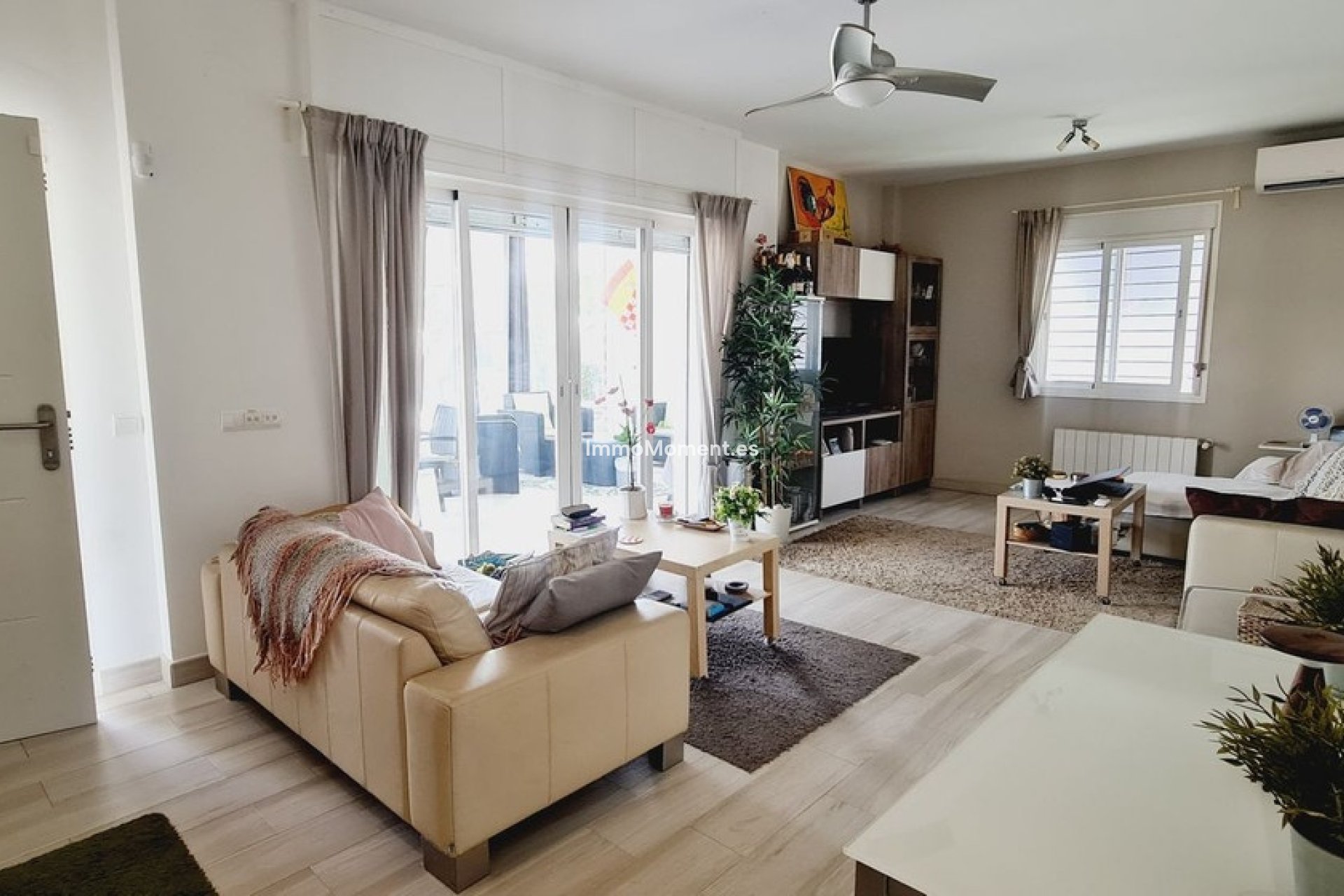 Resale - Detached villa - Inland  - Alhaurín de la Torre