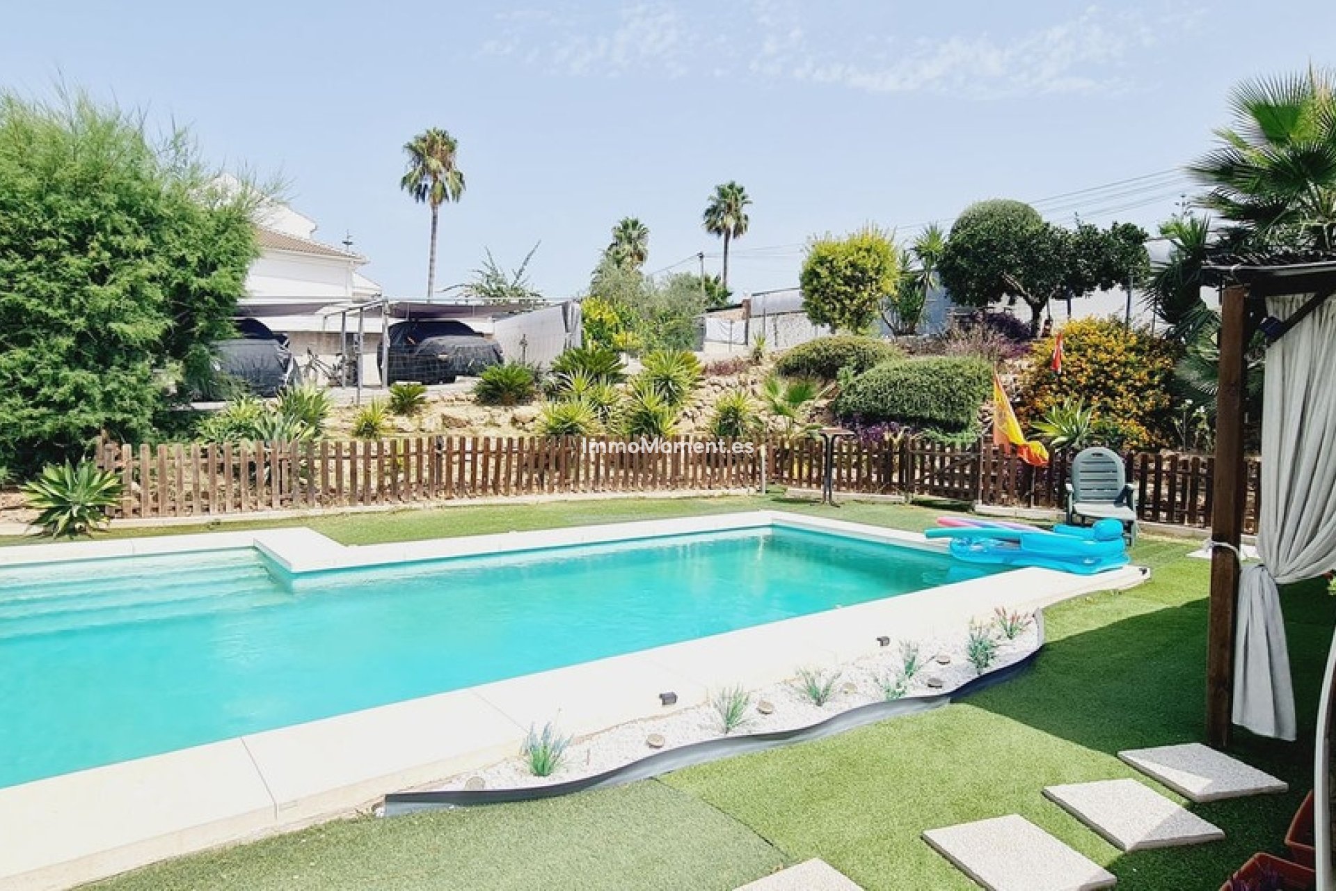 Resale - Detached villa - Inland  - Alhaurín de la Torre