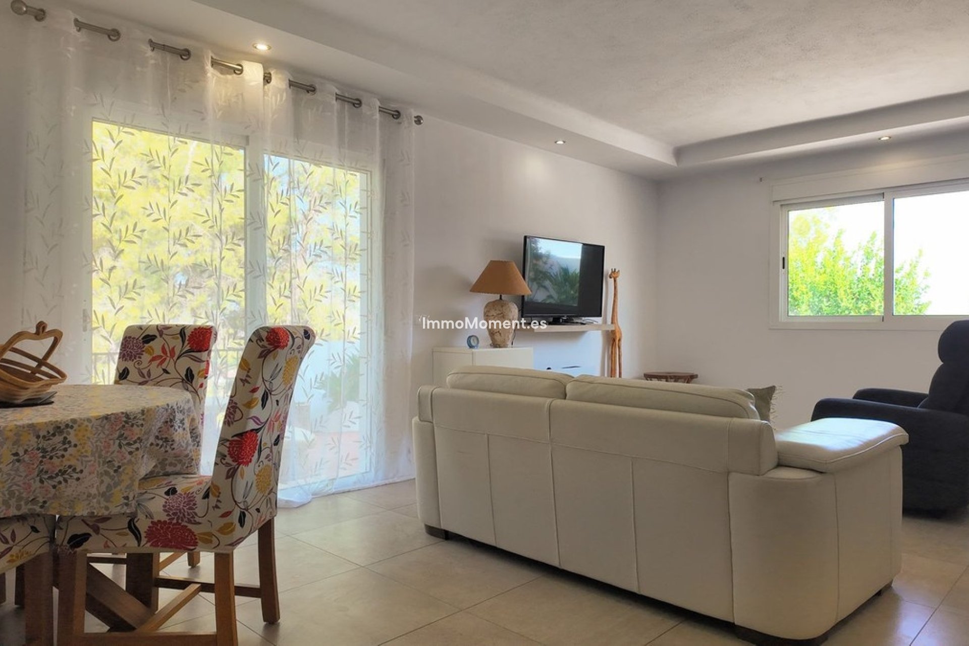 Resale - Detached villa - Inland  - Alhaurín el Grande Centro