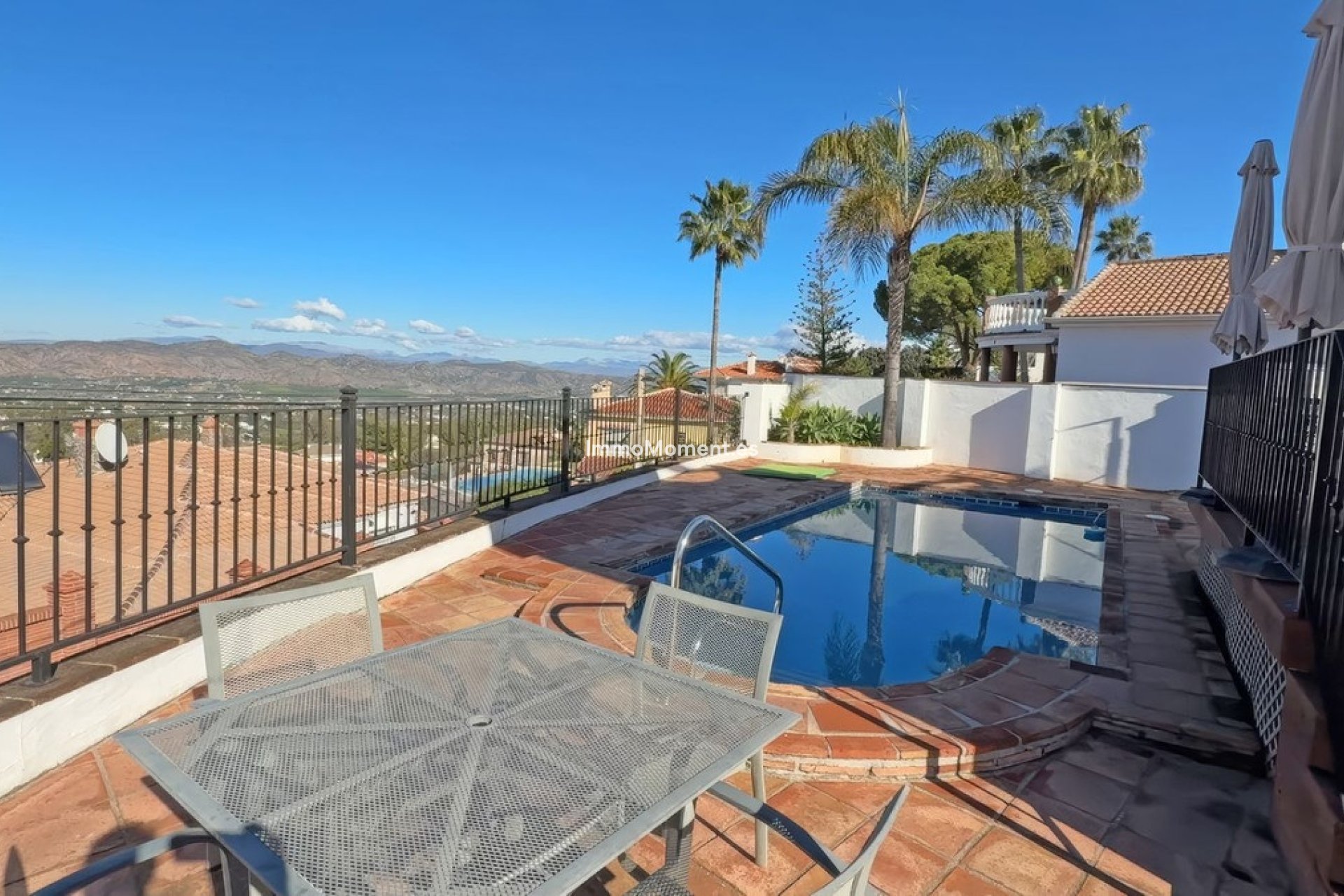 Resale - Detached villa - Inland  - Alhaurín el Grande Centro