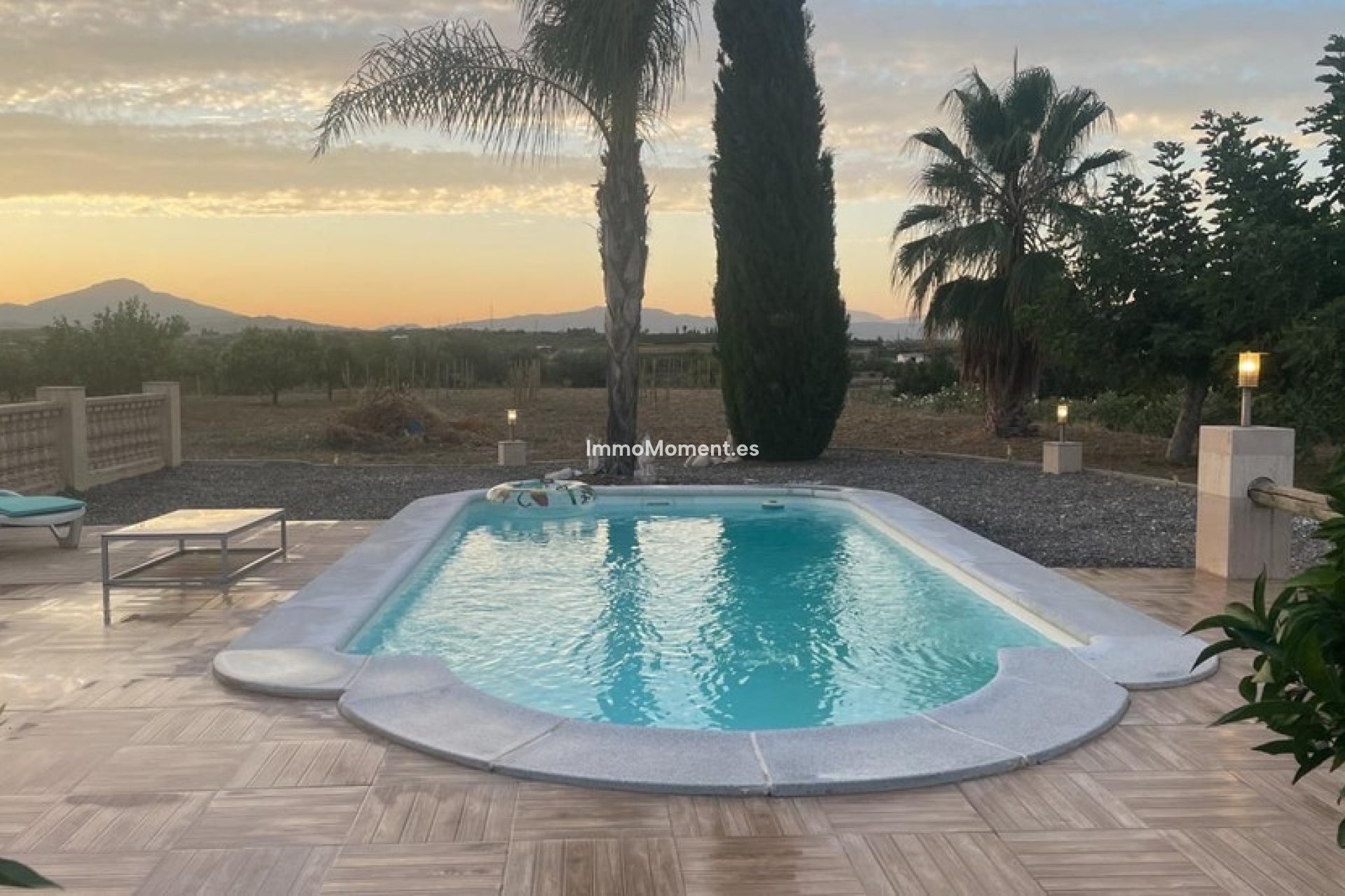 Resale - Detached villa - Inland  - Alhaurín el Grande Centro