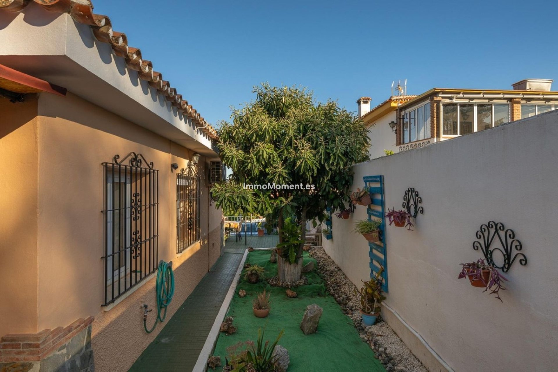 Resale - Detached villa - Inland  - Alhaurín el Grande Centro