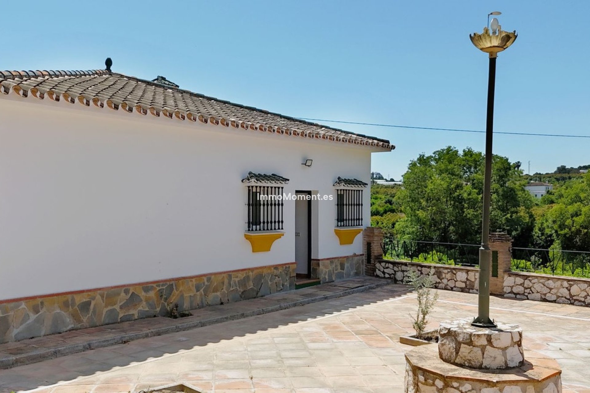 Resale - Detached villa - Inland  - Alhaurín el Grande Centro