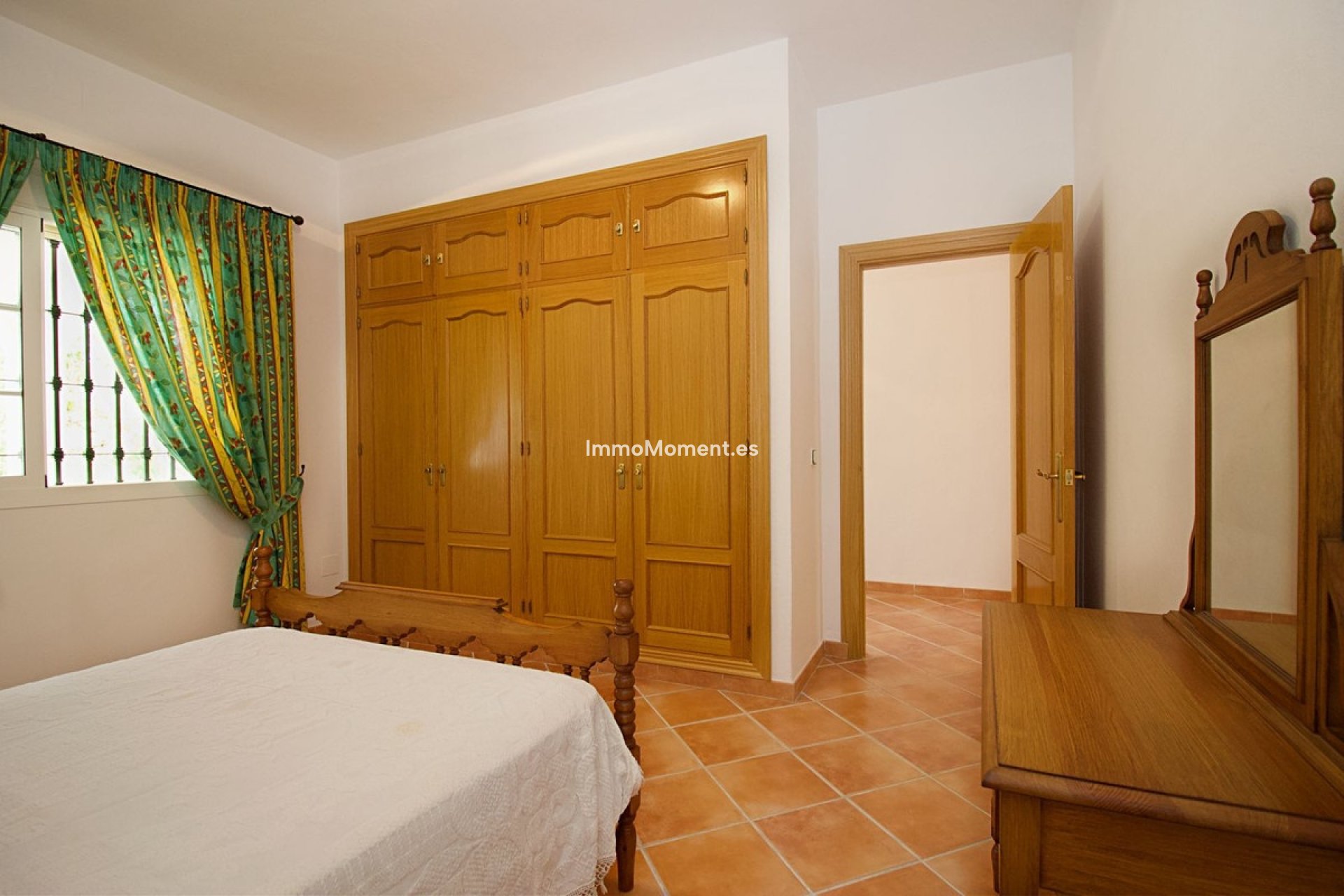 Resale - Detached villa - Inland  - Alhaurín el Grande Centro