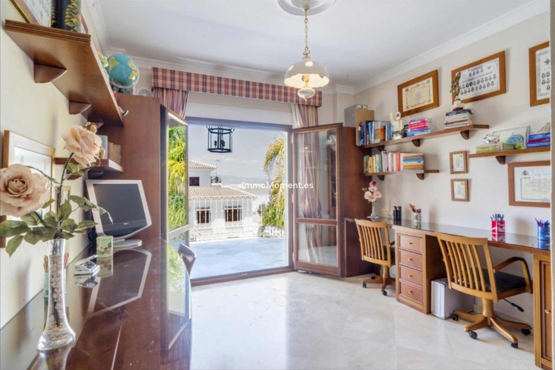 Resale - Detached villa - Inland  - Alhaurín el Grande Centro