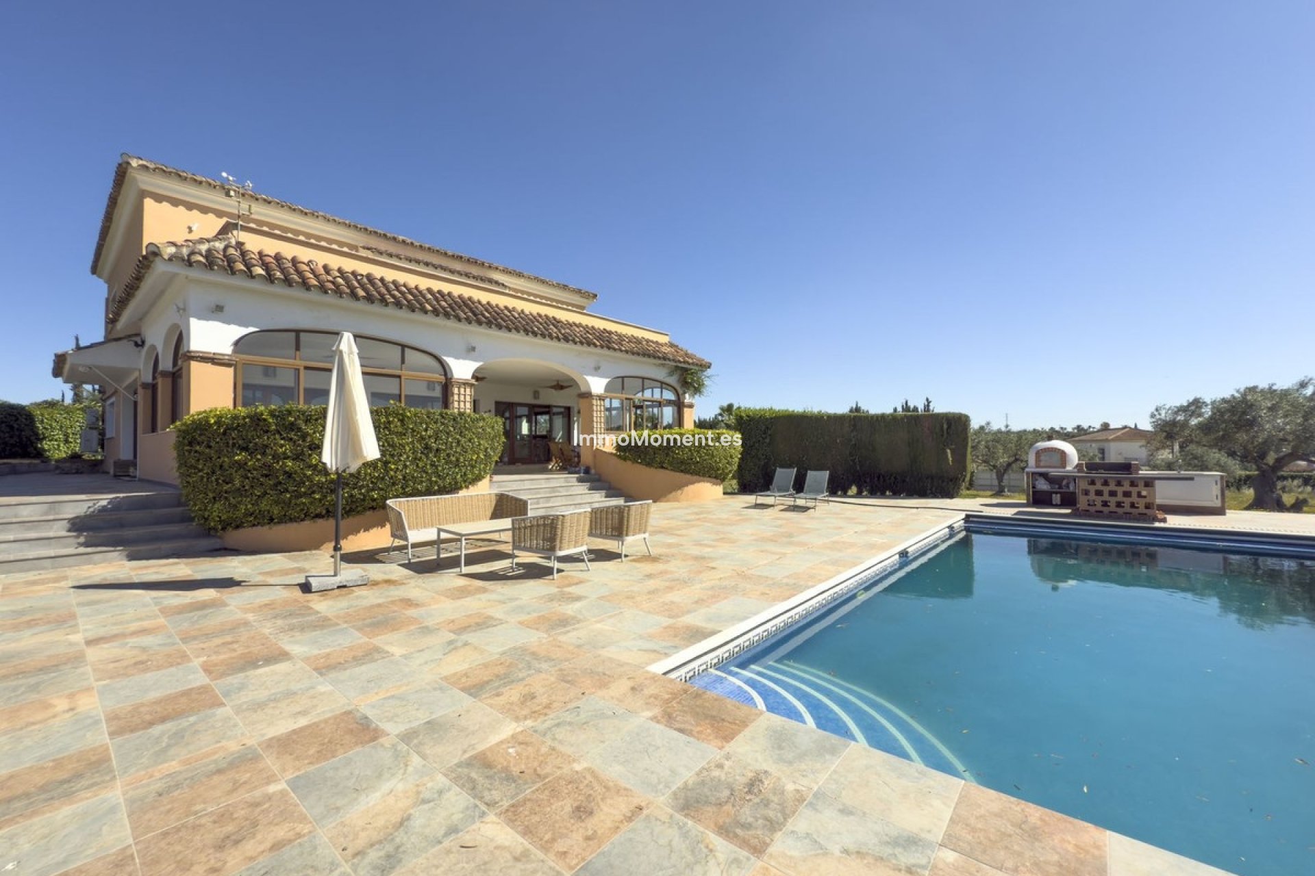 Resale - Detached villa - Inland  - Alhaurín el Grande Centro