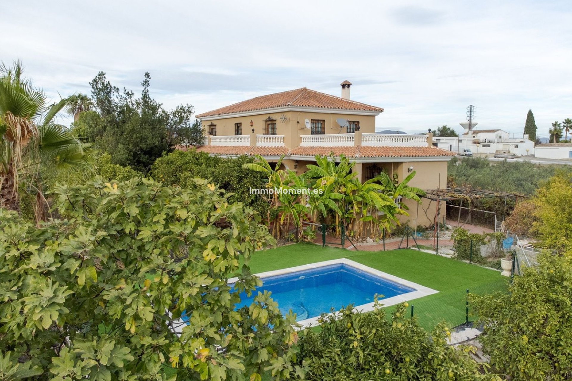 Resale - Detached villa - Inland  - Alhaurín el Grande Centro