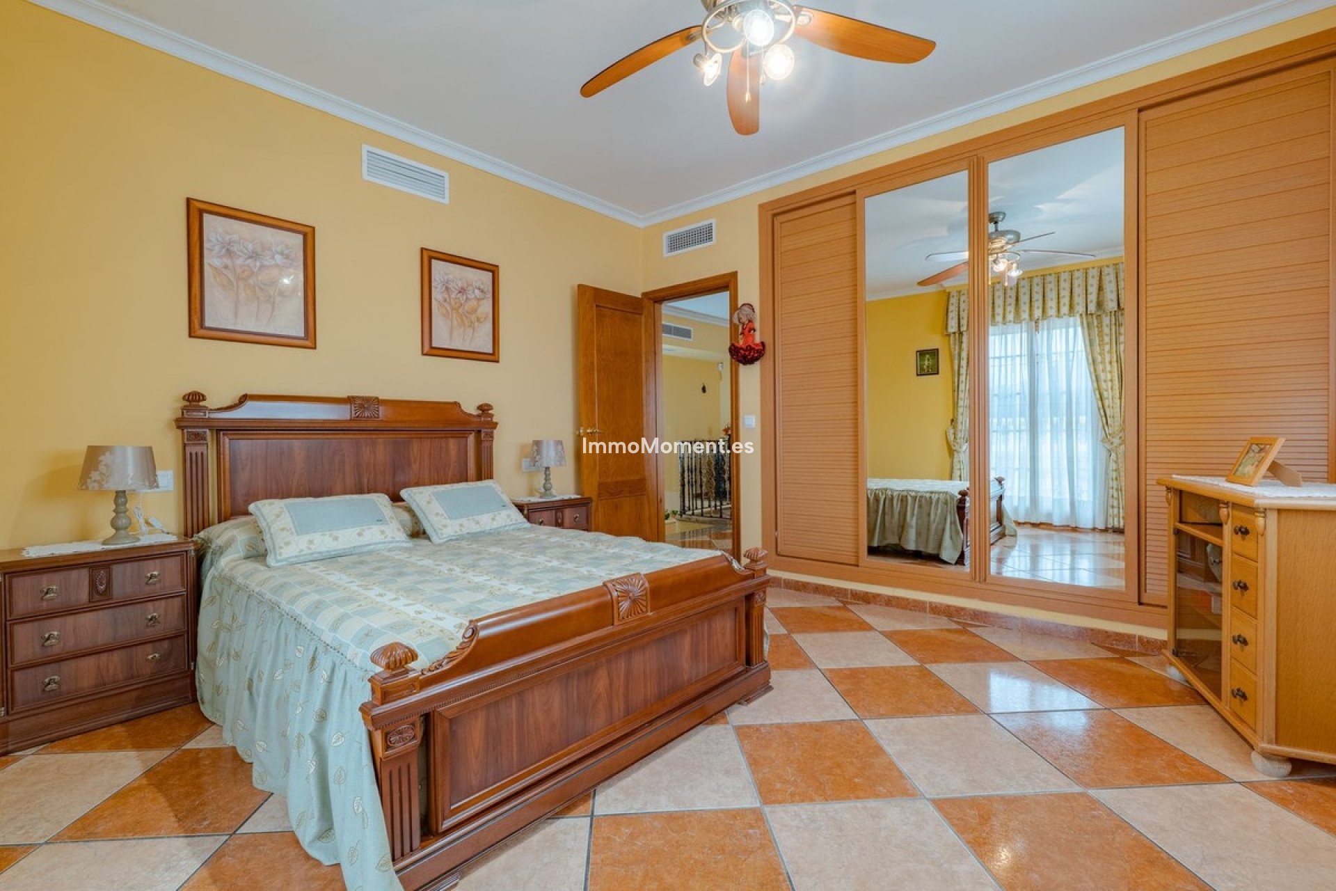 Resale - Detached villa - Inland  - Alhaurín el Grande Centro